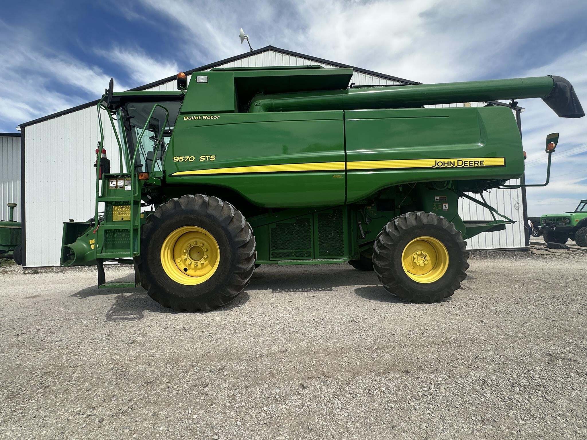 2010 John Deere 9570 STS Combine