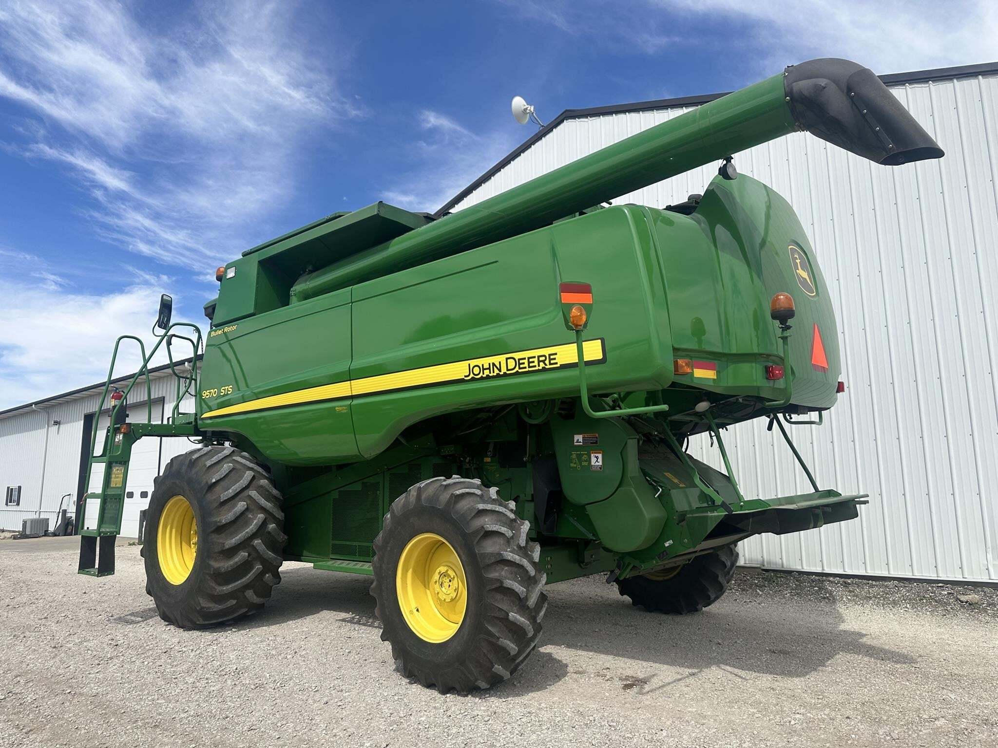 2010 John Deere 9570 STS Combine