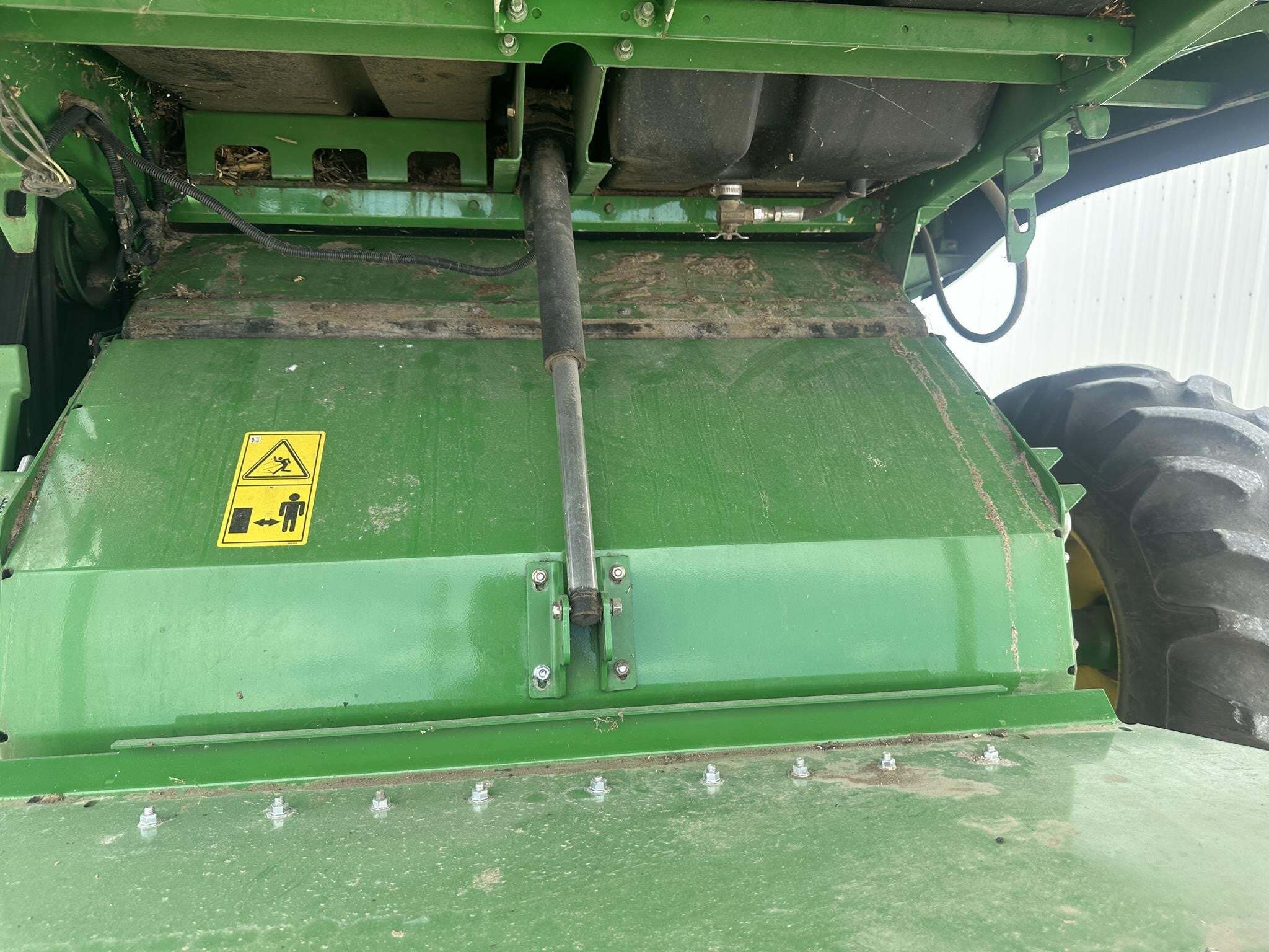 2010 John Deere 9570 STS Combine