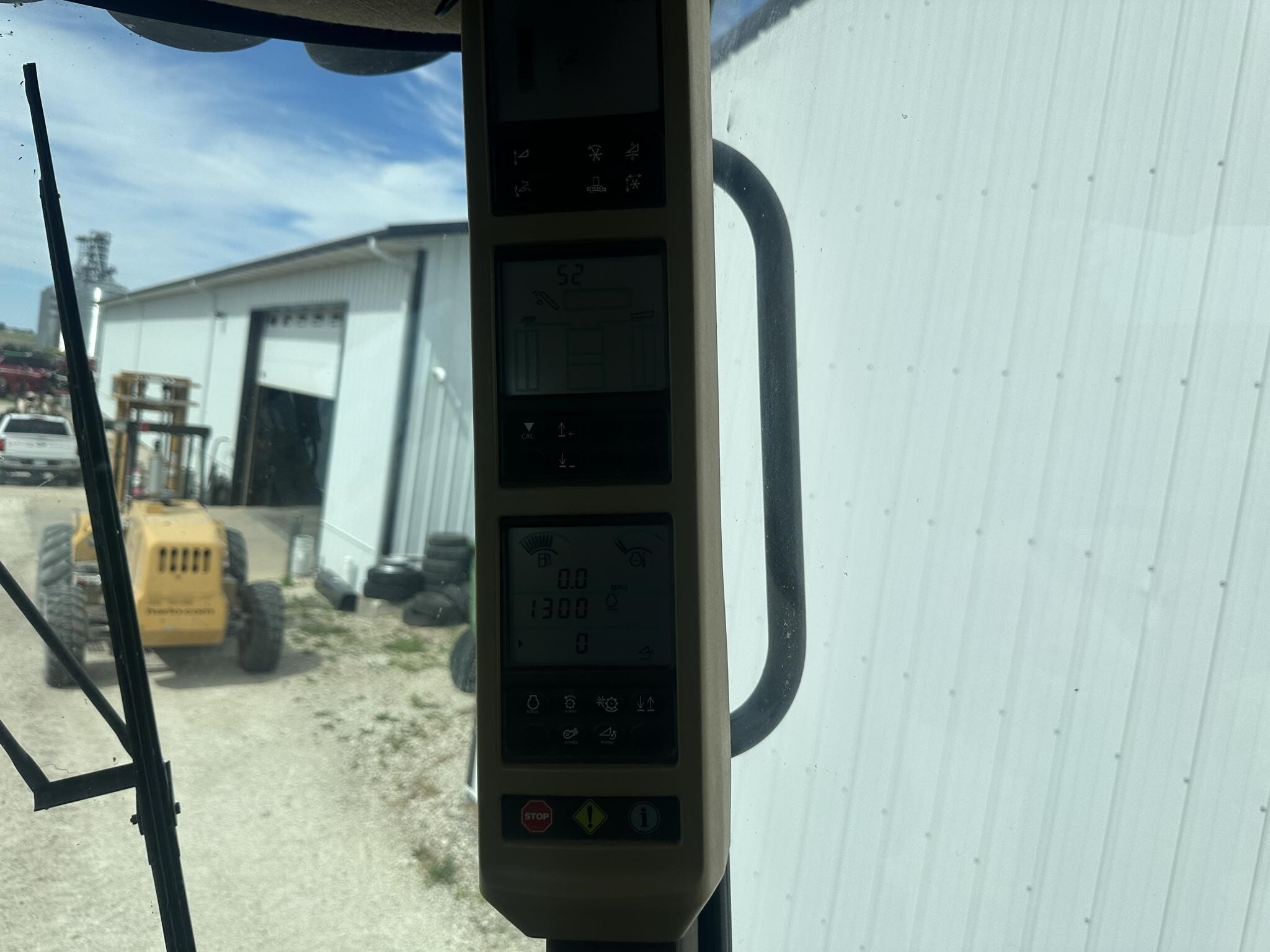2010 John Deere 9570 STS Combine