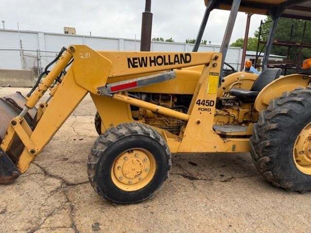  New Holland 445D Miscellaneous