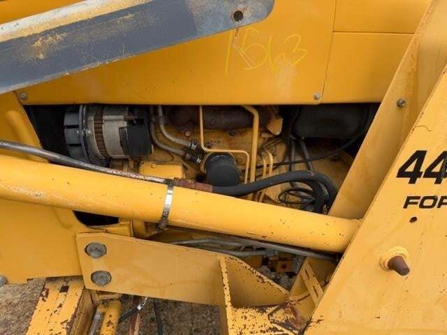  New Holland 445D Miscellaneous