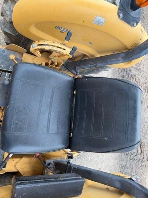  New Holland 445D Miscellaneous