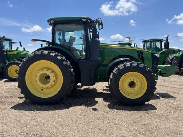 2014 John Deere 8370R Tractor