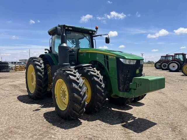 2014 John Deere 8370R Tractor