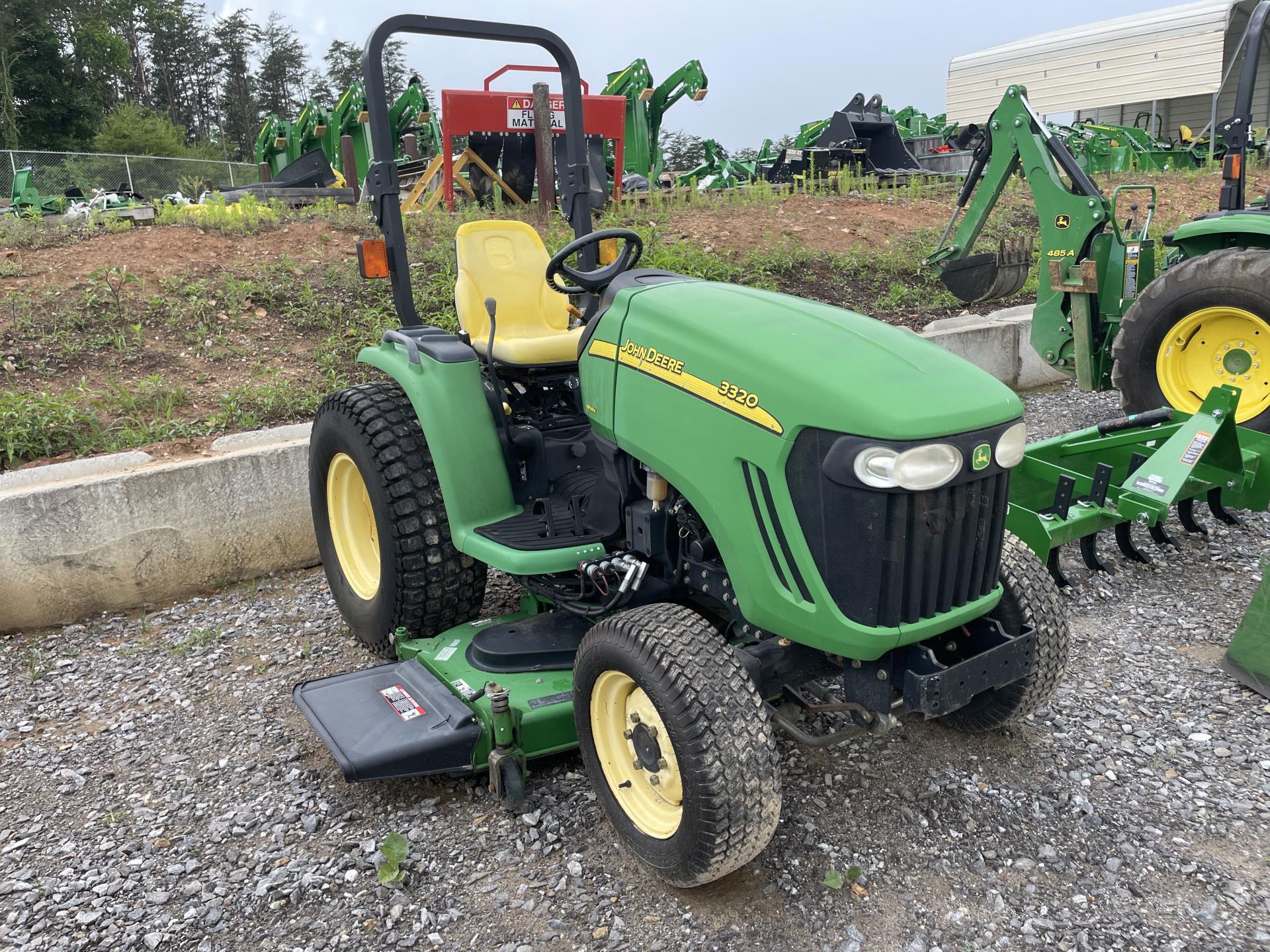2008 John Deere 3320 Tractor