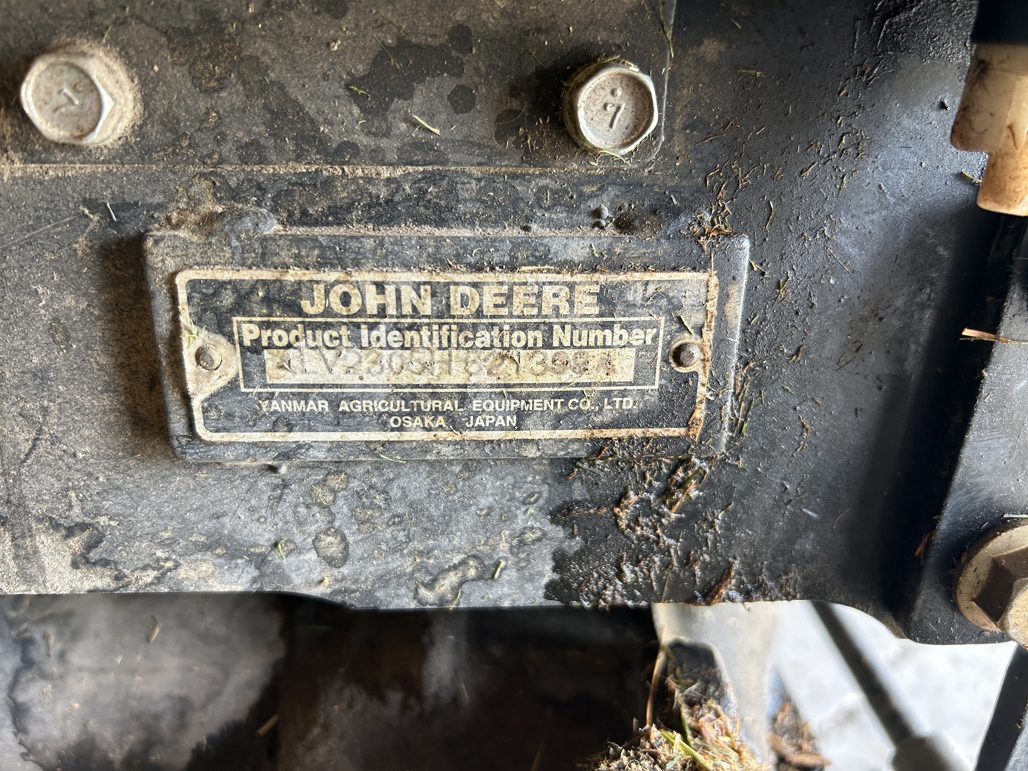 2009 John Deere 2305 Tractor