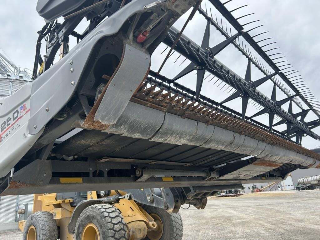 2013 Gleaner 9250 Platform