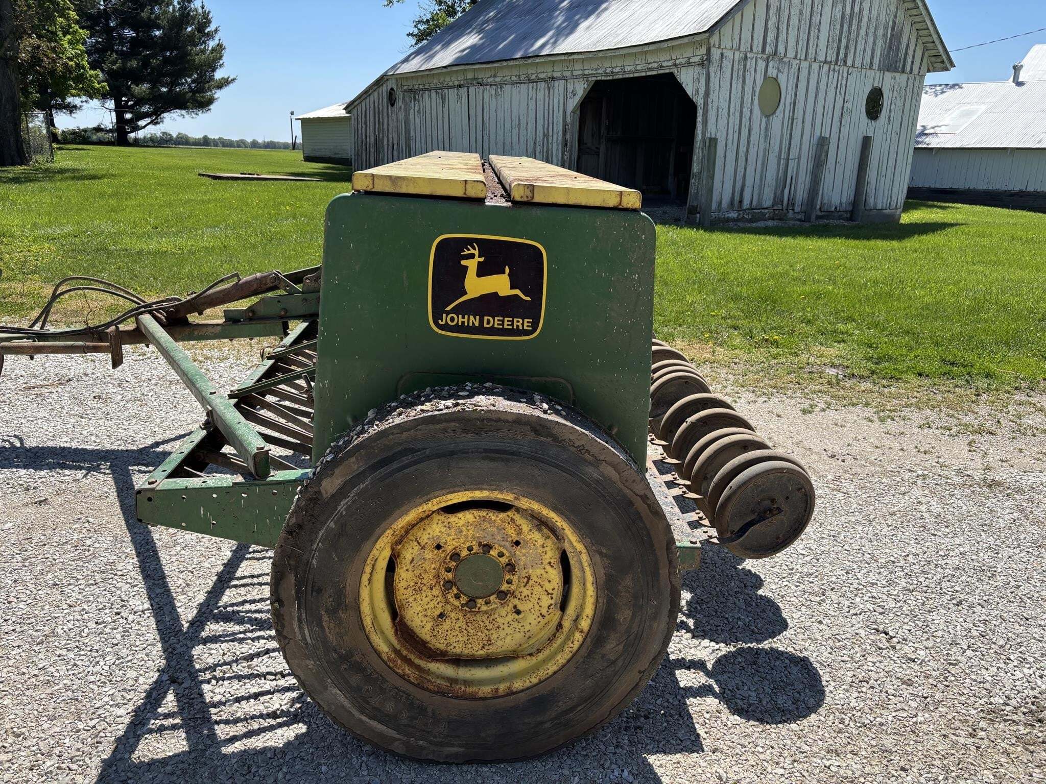  John Deere 8300 Drill