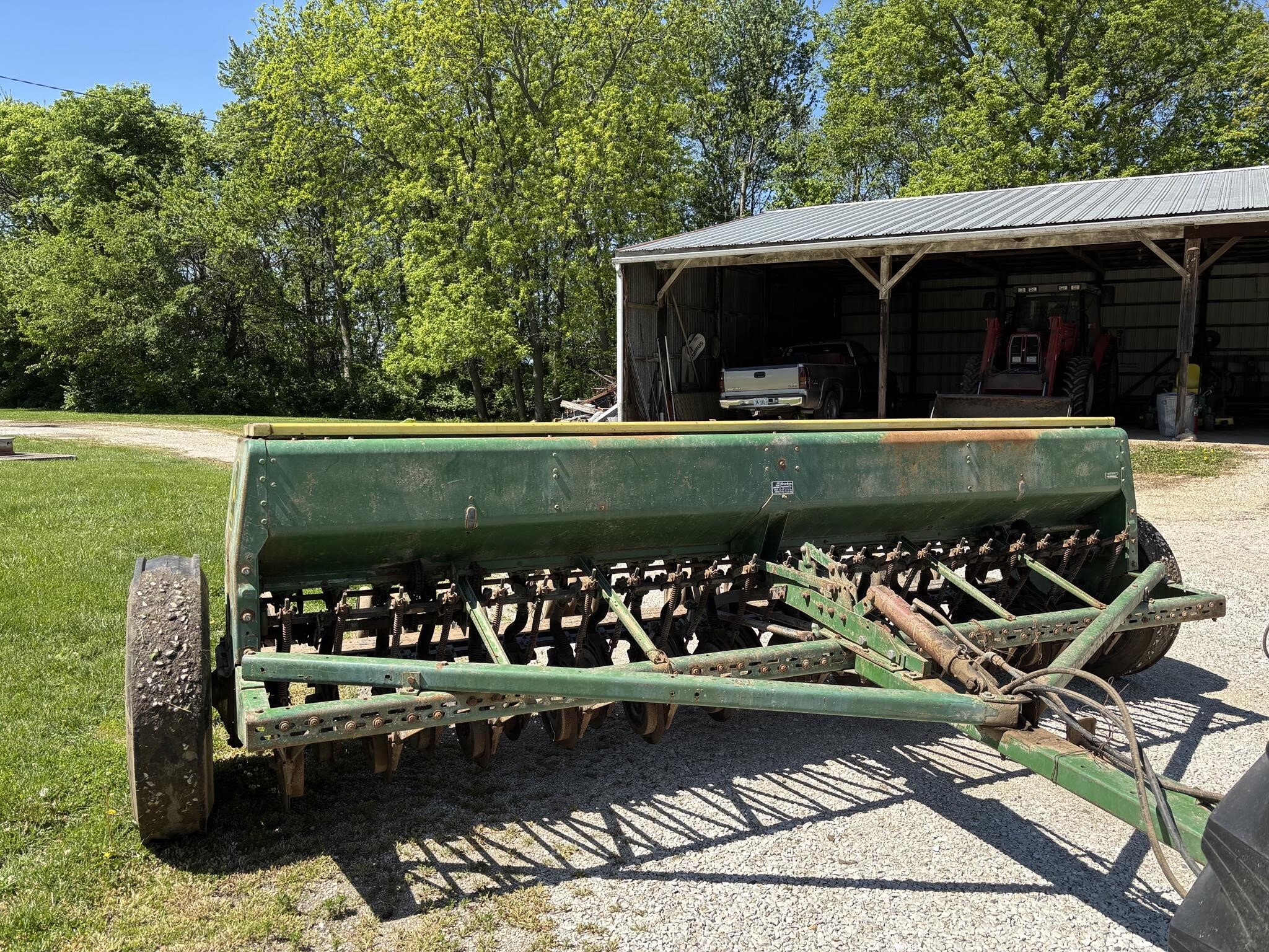  John Deere 8300 Drill