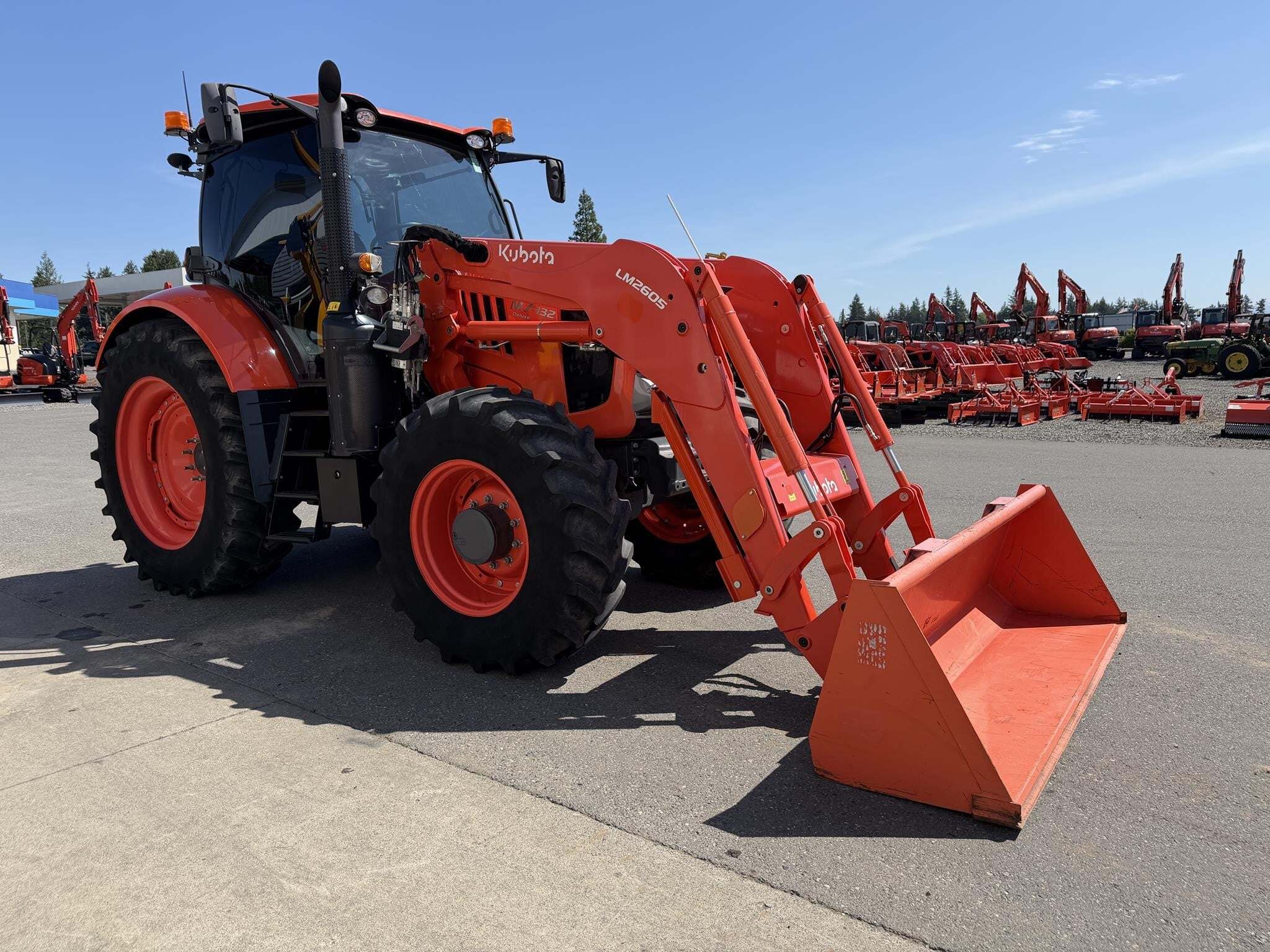 2022 Kubota M7-132 DELUXE Tractor