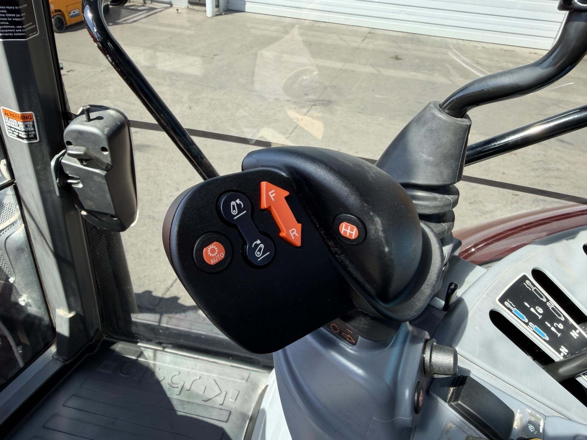 2022 Kubota M7-132 DELUXE Tractor