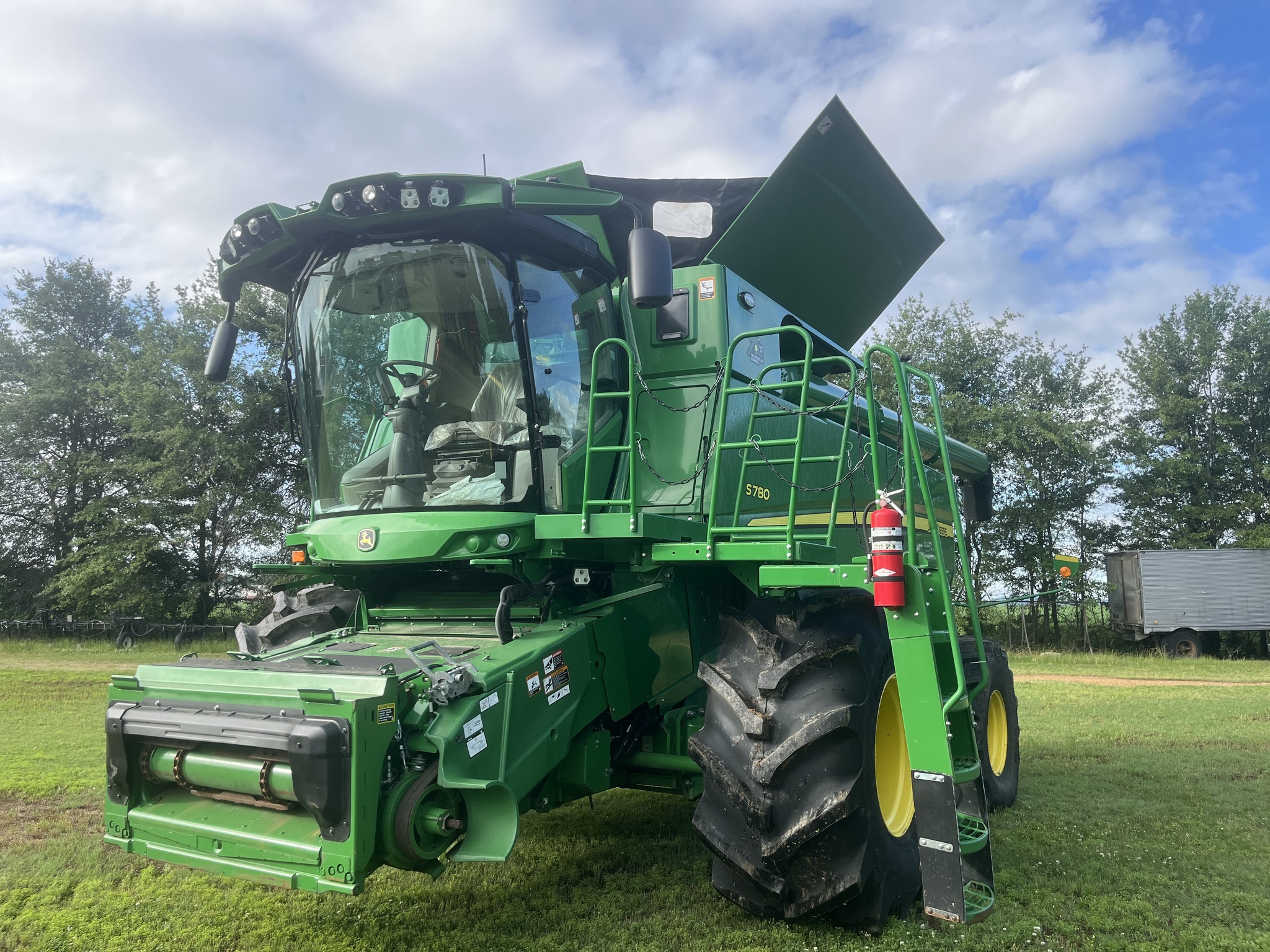 2022 John Deere S780 Combine