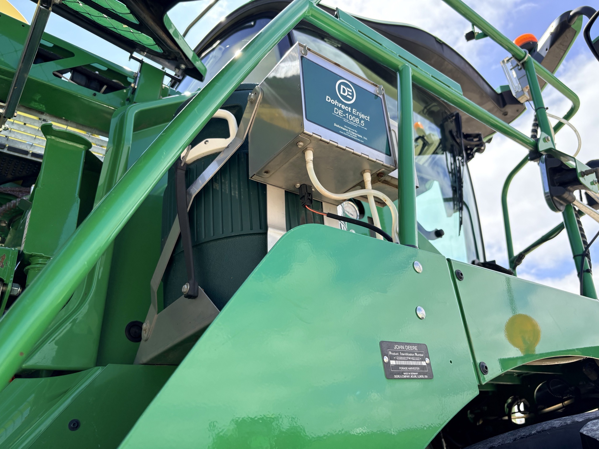 2021 John Deere 9800 Self-Propelled Forage Harvester