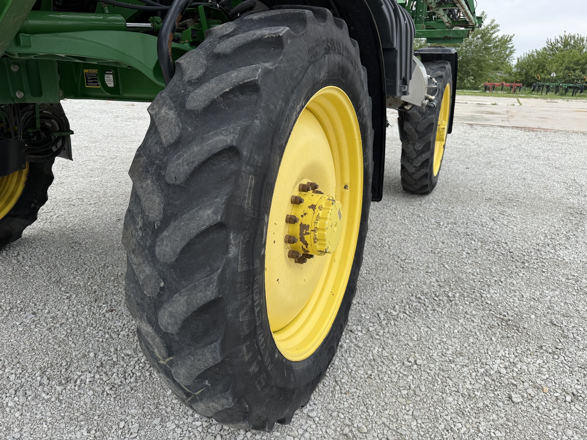 2018 John Deere R4038 Self-Propelled Sprayer