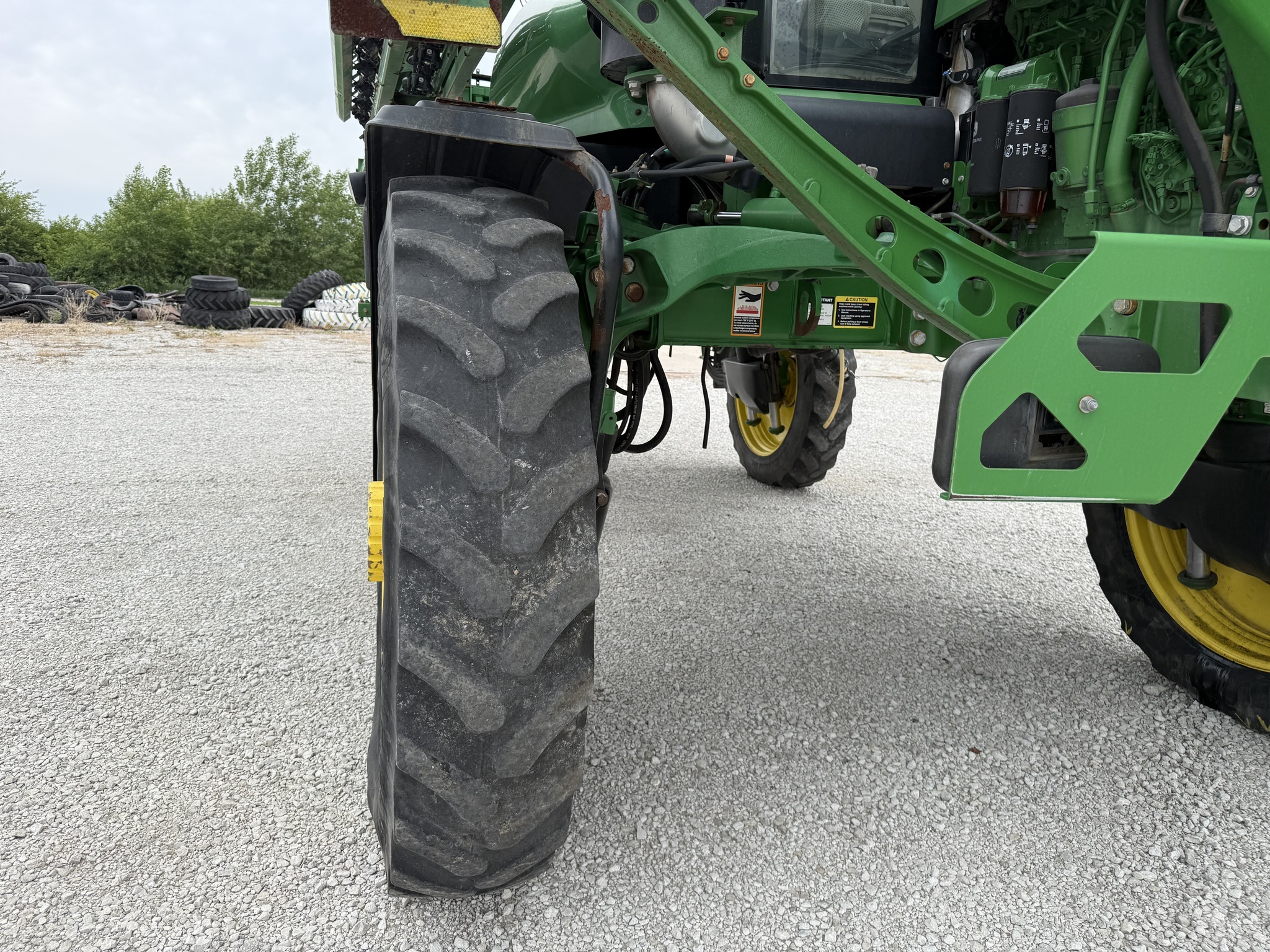 2018 John Deere R4038 Self-Propelled Sprayer