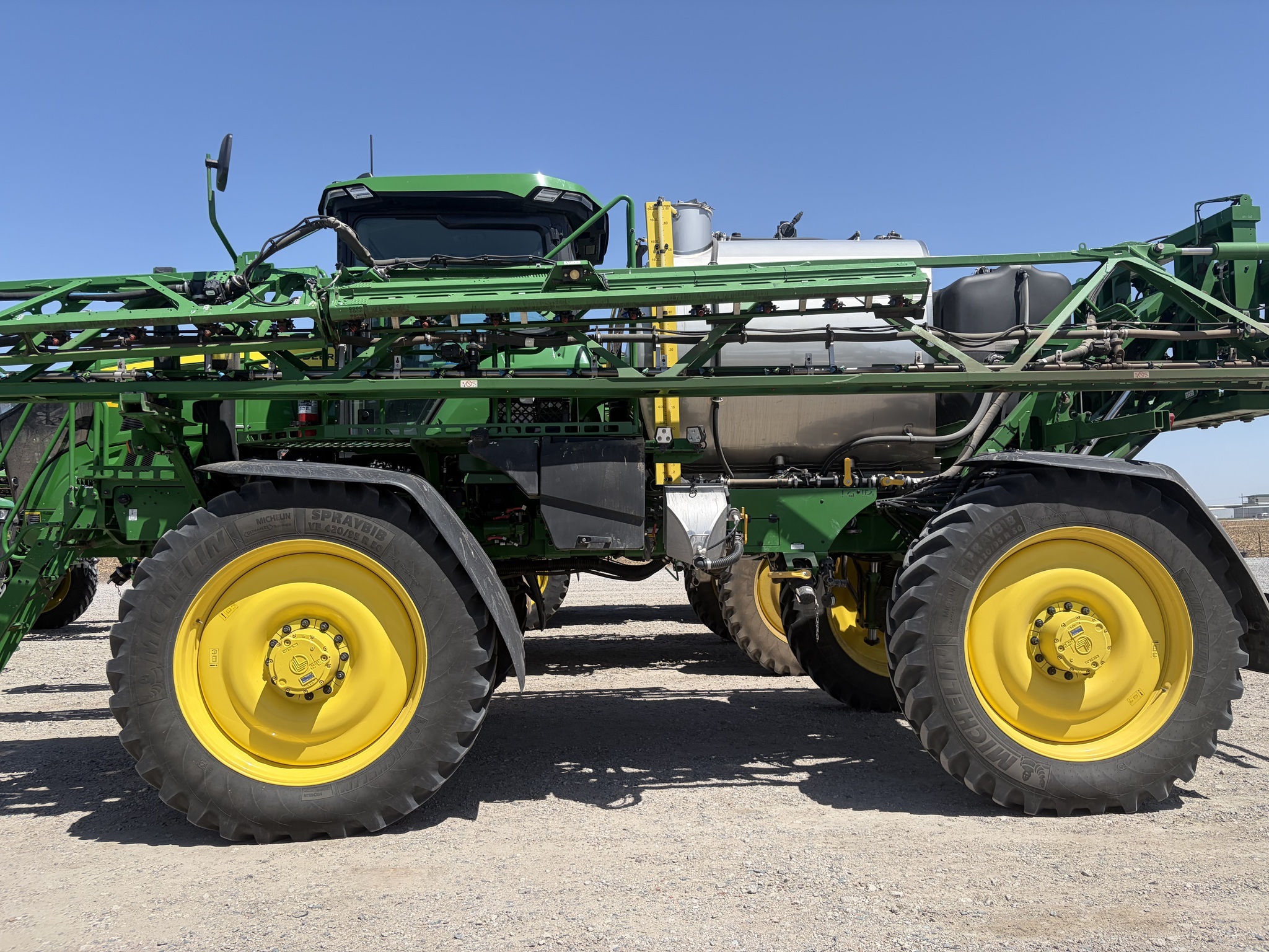 2025 John Deere 616R Self-Propelled Sprayer