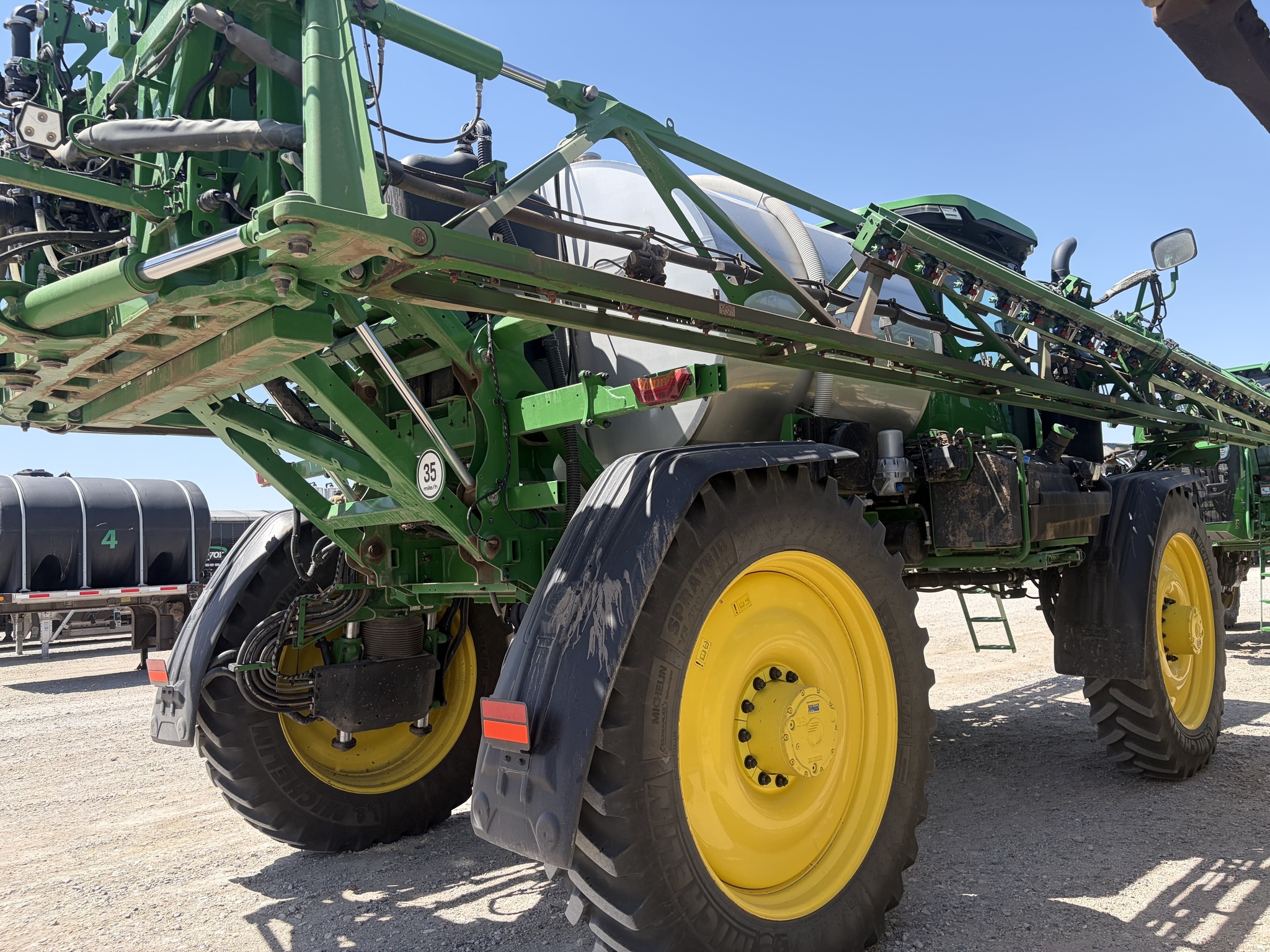 2025 John Deere 616R Self-Propelled Sprayer
