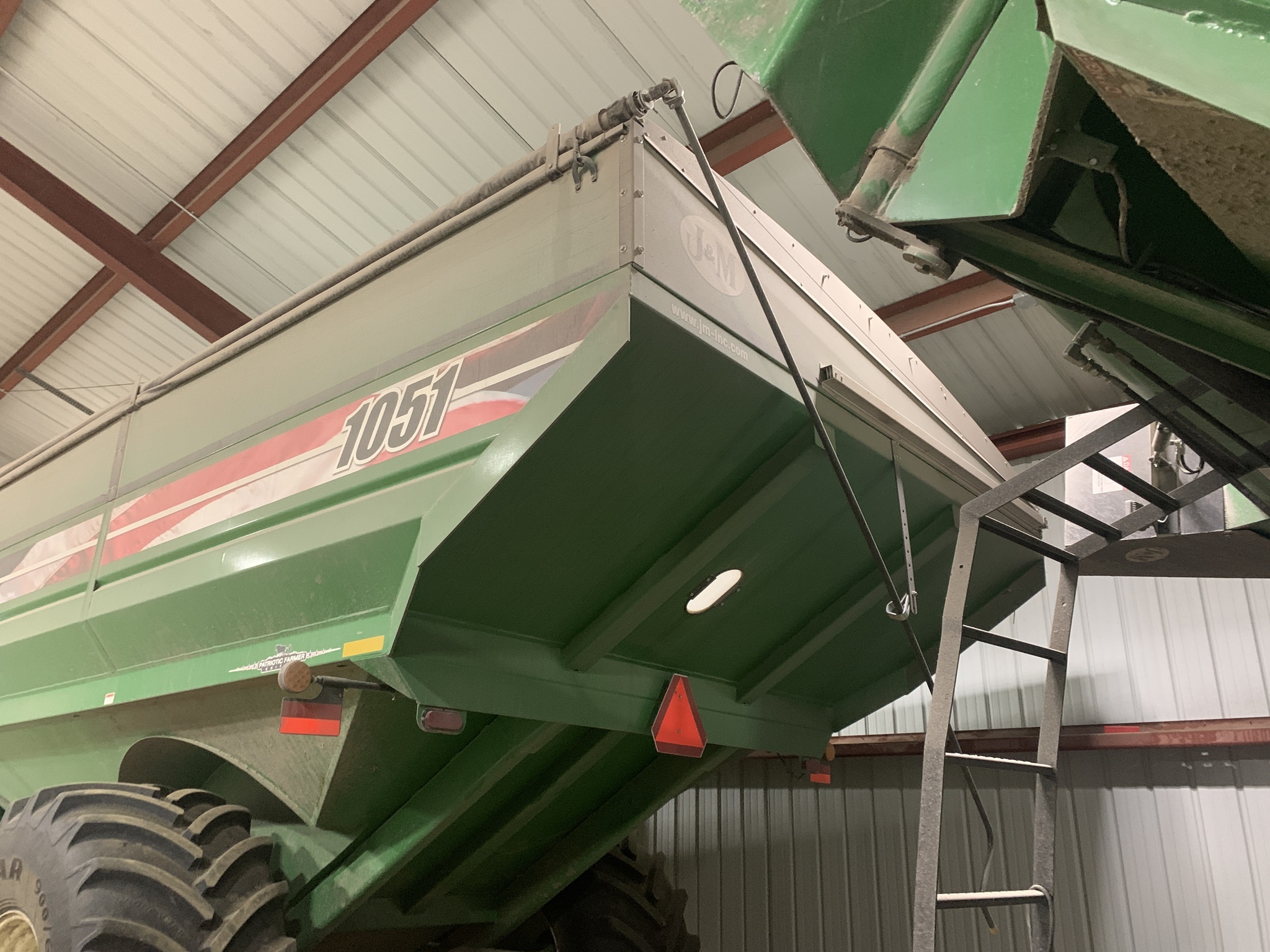 2020 J&M 1051-22 Grain Cart