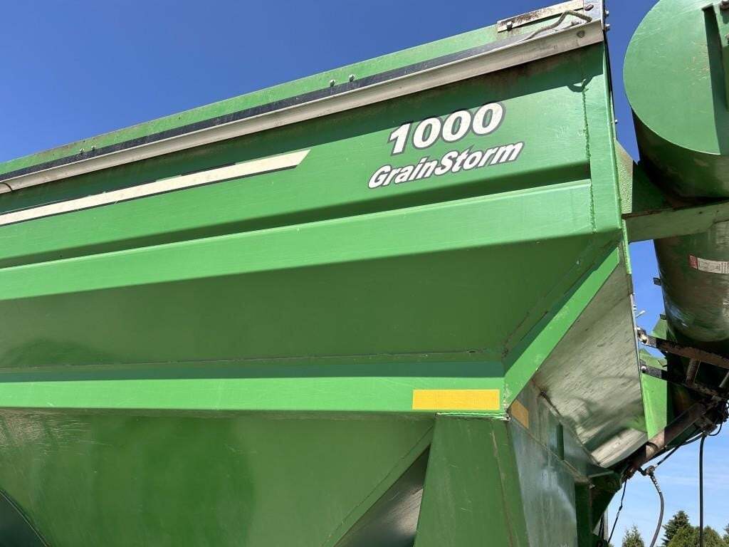 2008 J&M 1000-20 Grain Cart