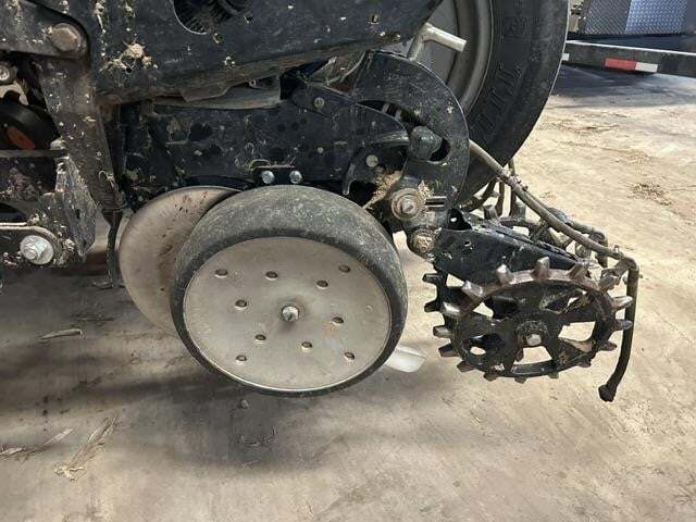 2015 Kinze 4900 Planter