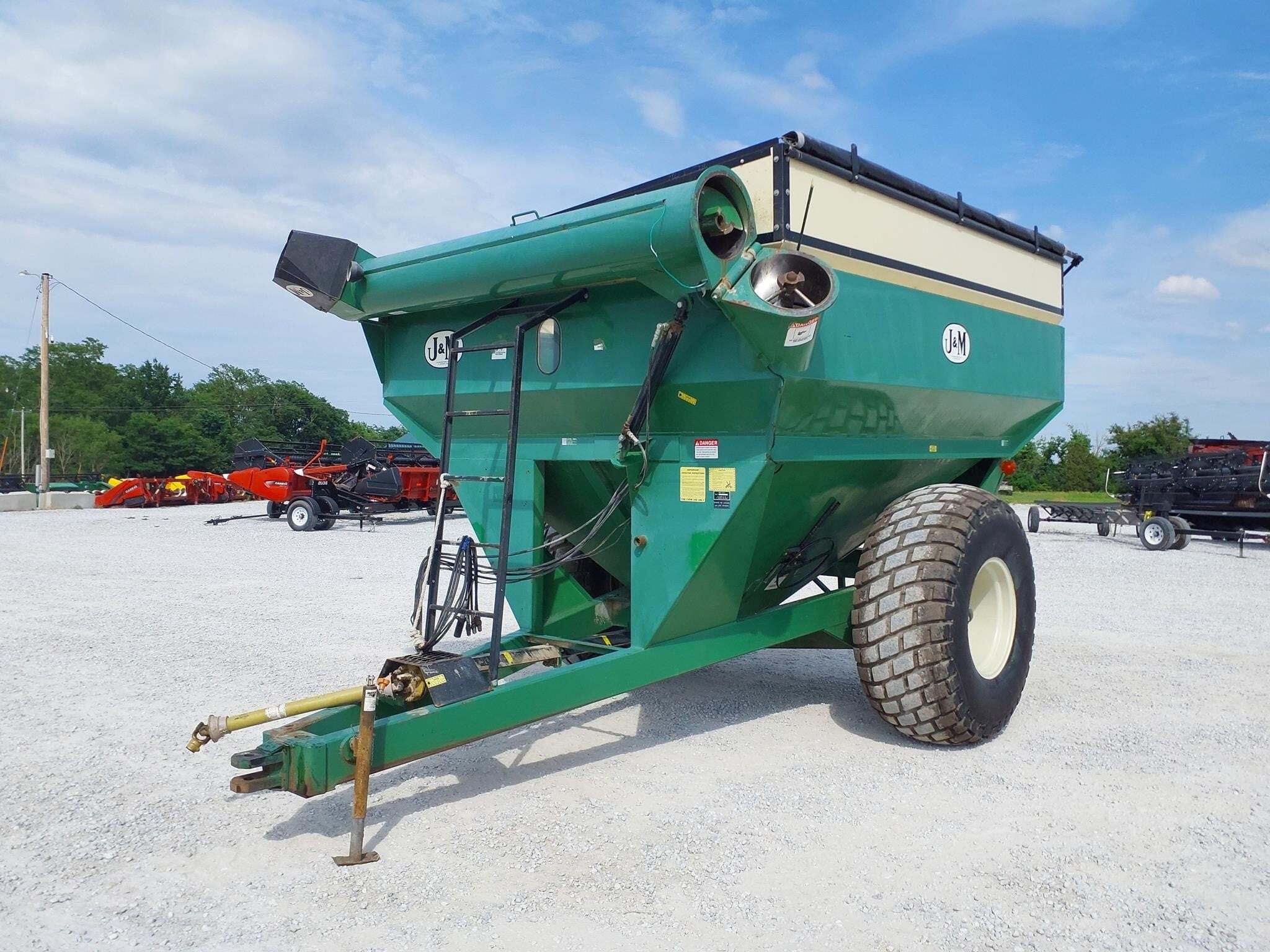  J&M 500-14 Grain Cart