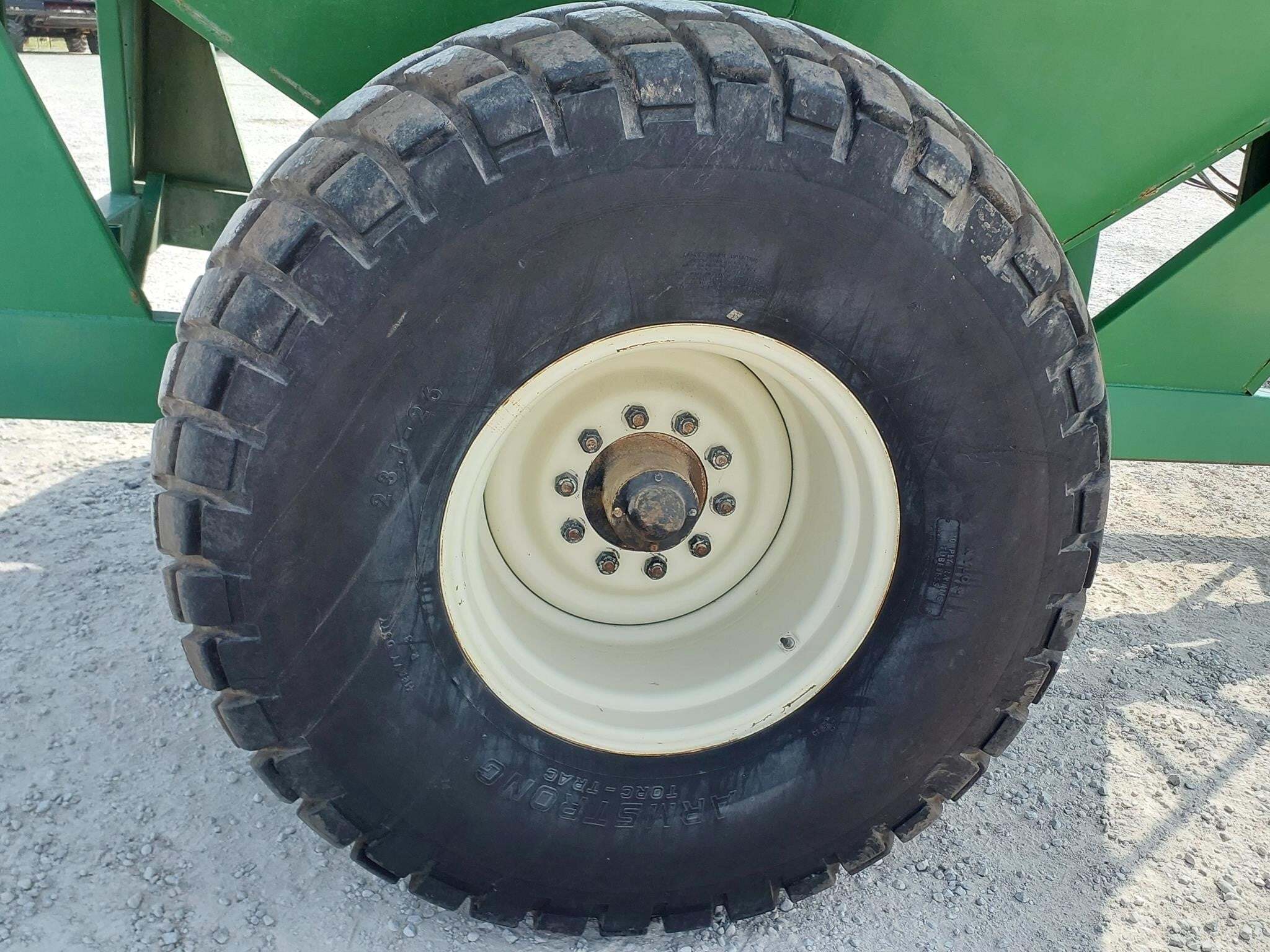  J&M 500-14 Grain Cart