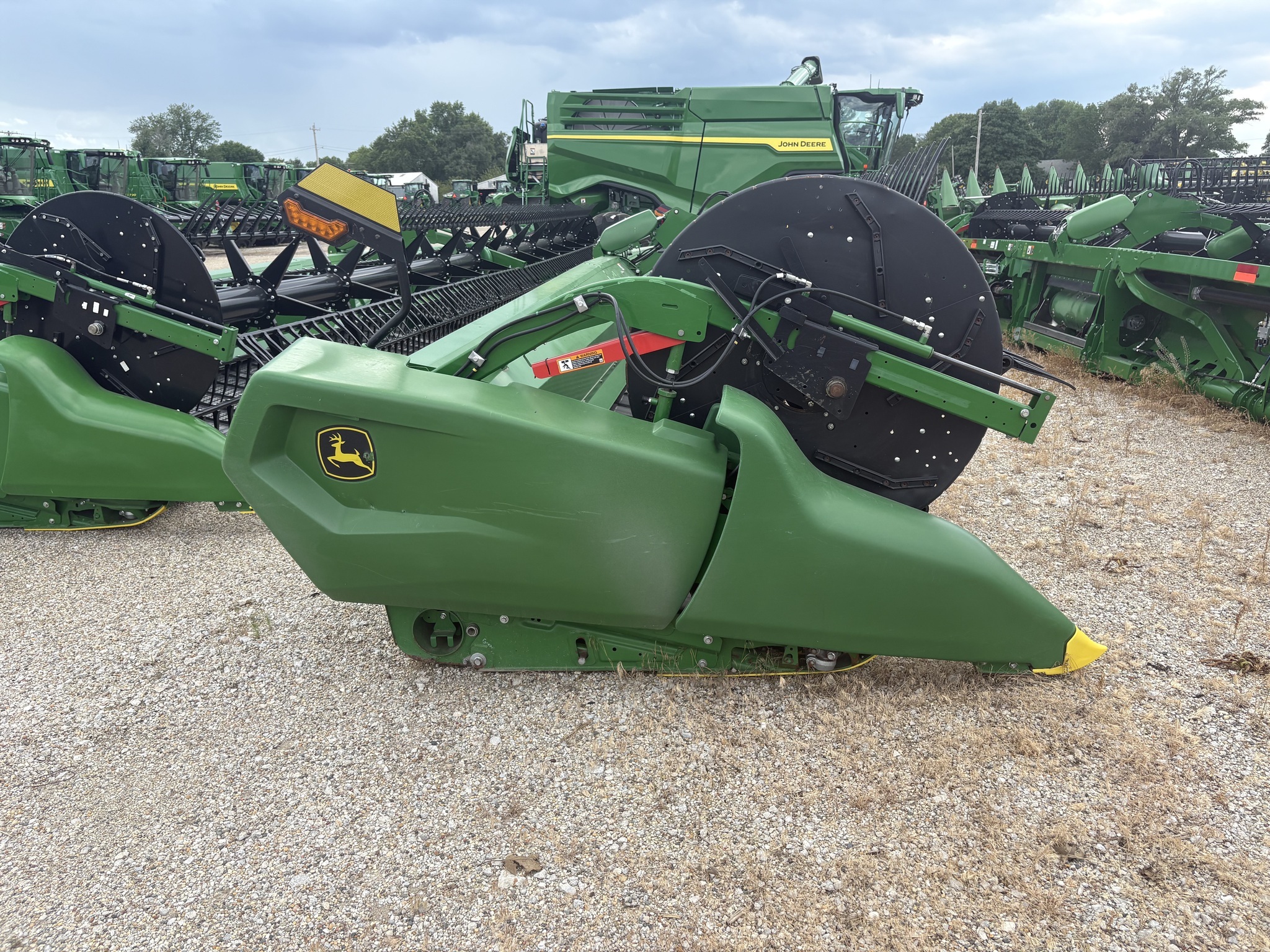 2021 John Deere RD45F Platform