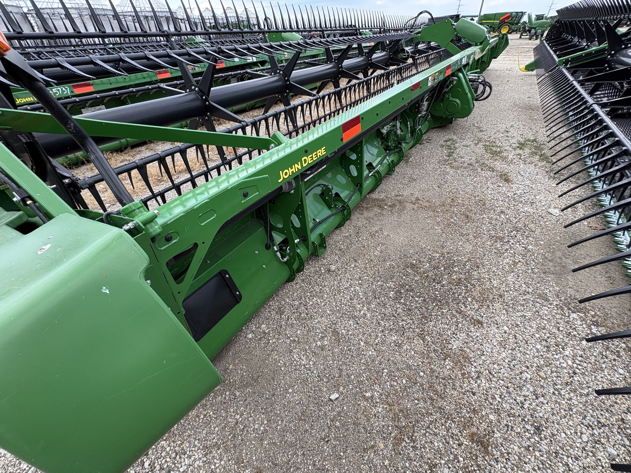 2021 John Deere RD45F Platform
