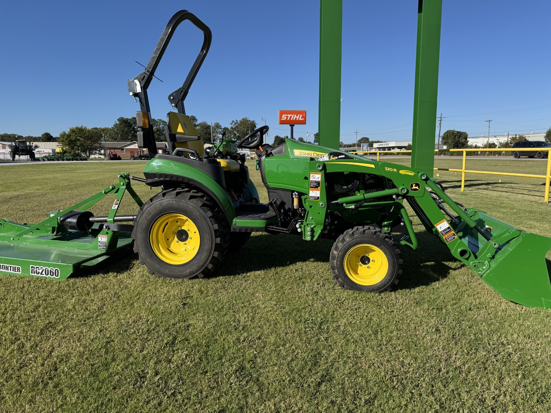 2023 John Deere 2025R Tractor