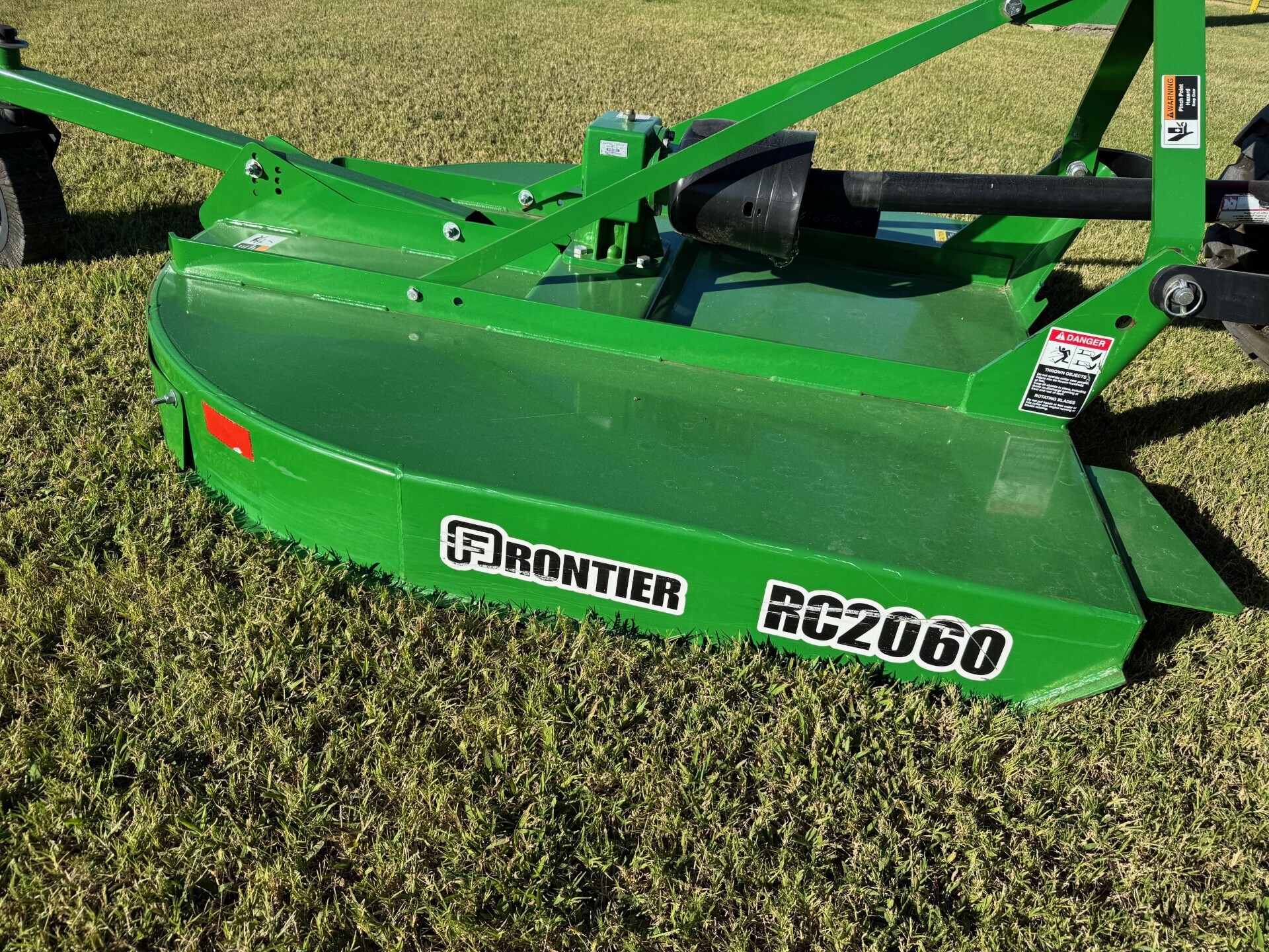 2023 John Deere 2025R Tractor