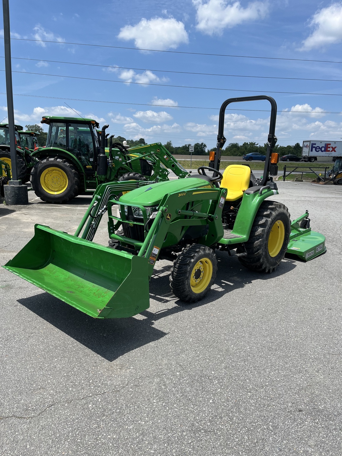 2023 John Deere 3025E Tractor