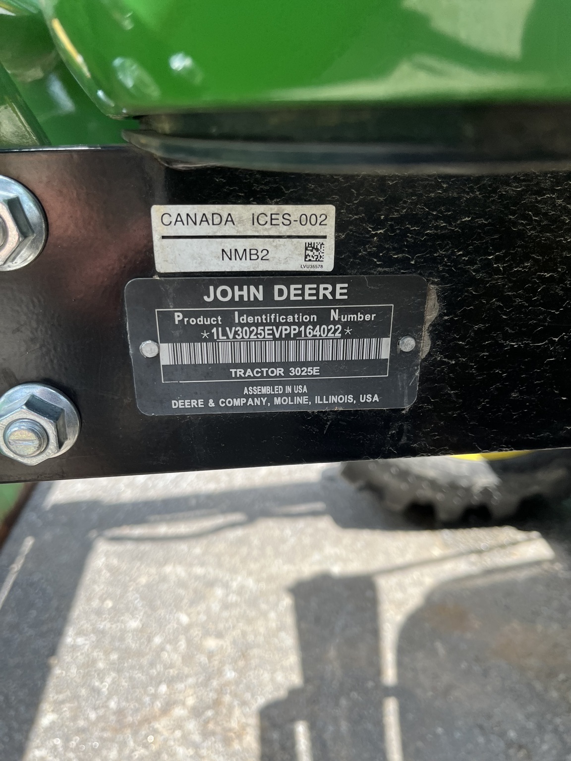 2023 John Deere 3025E Tractor