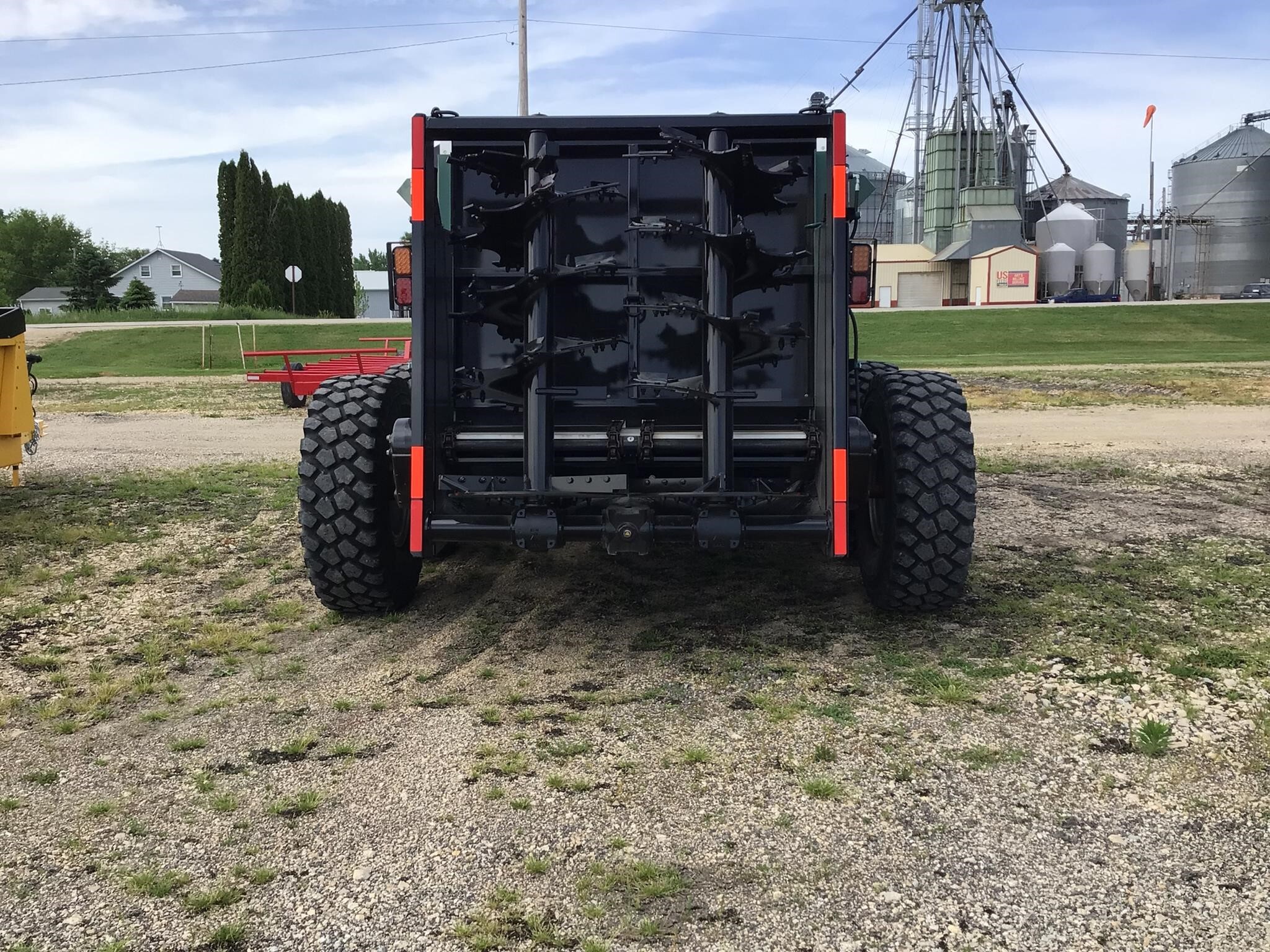 2026 Art's Way X700 Manure Spreader