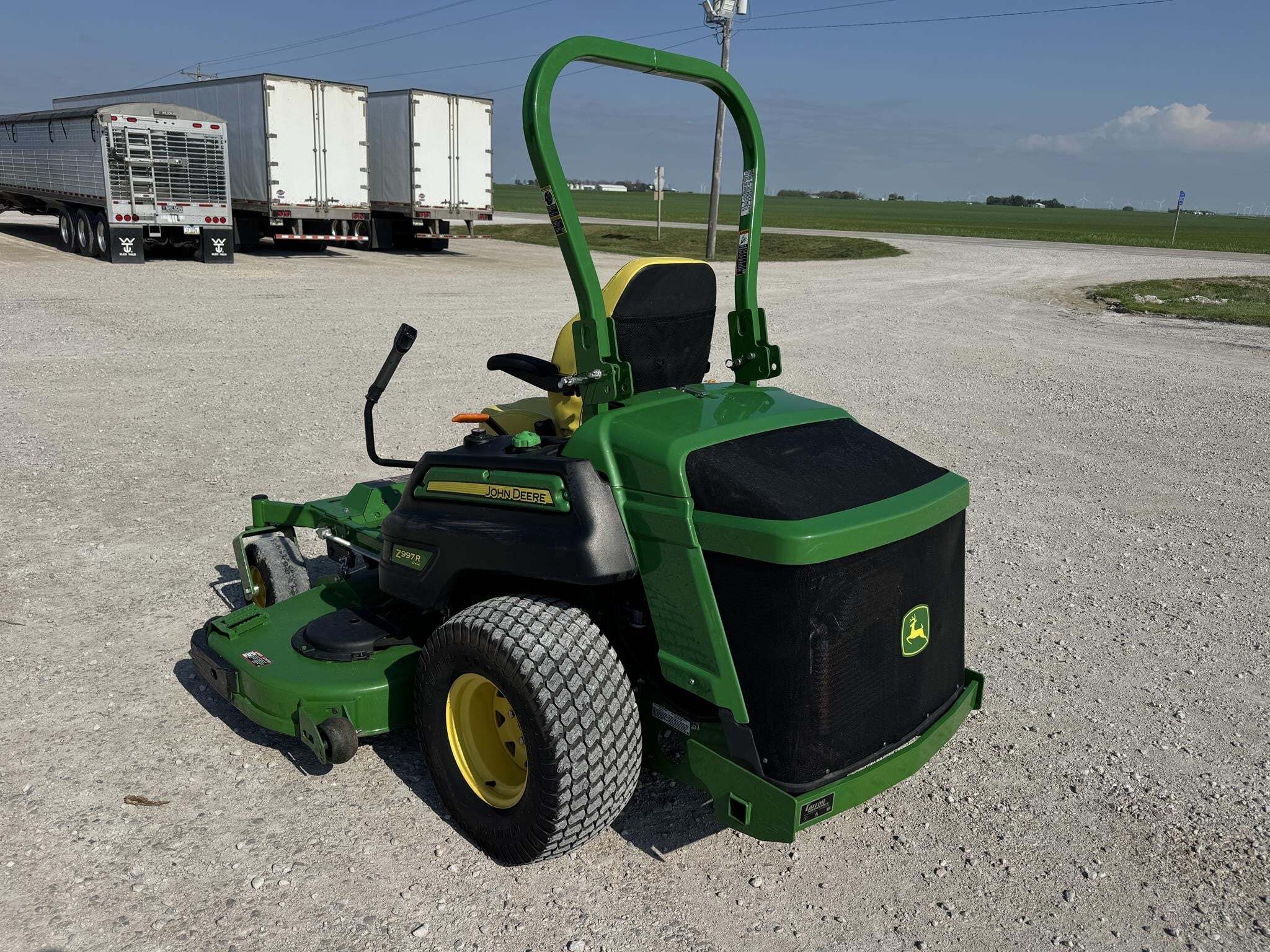 2023 John Deere Z997R Lawn Mower