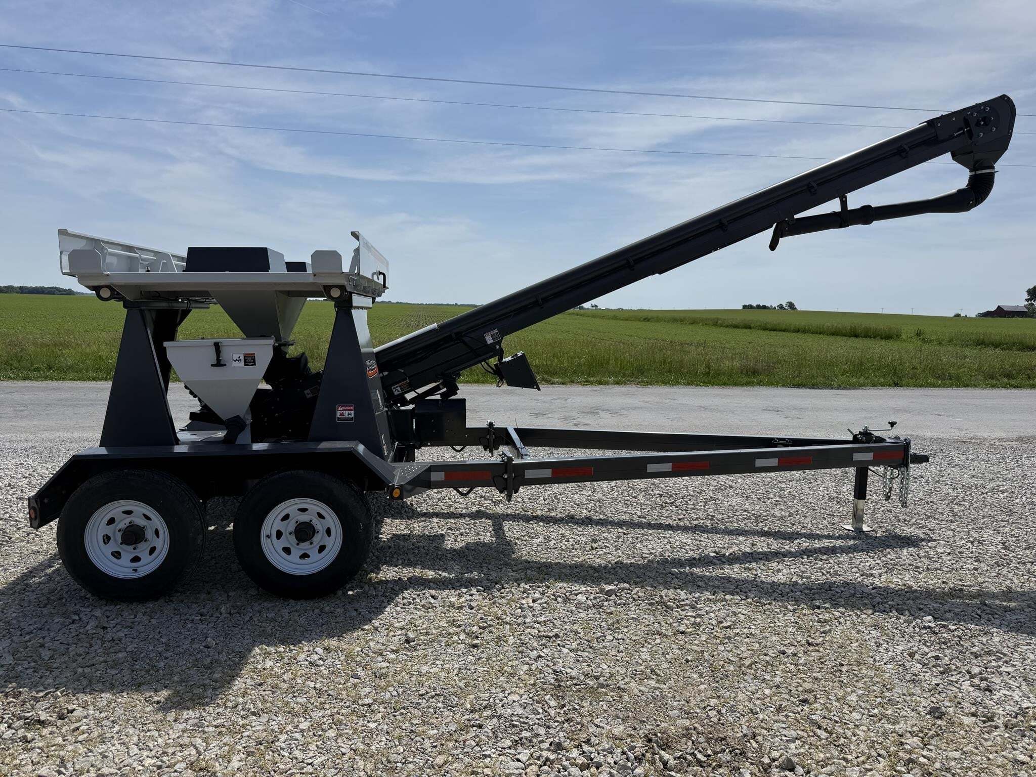  Killbros SEEDVEYOR 102 Seed Tender