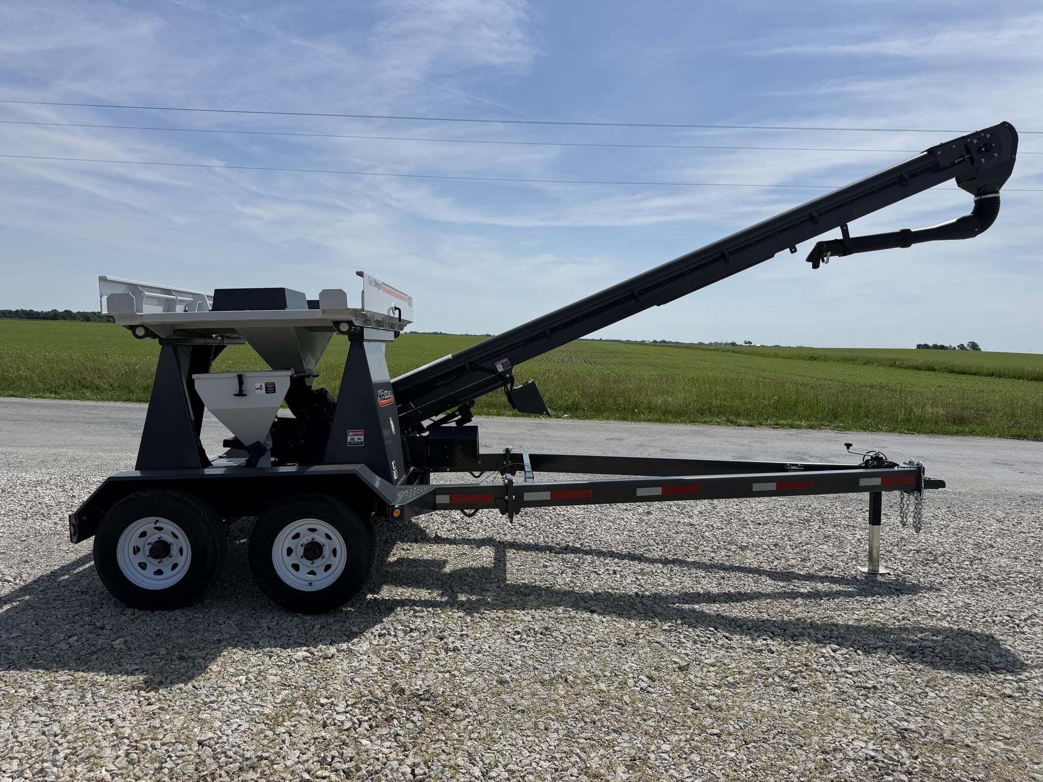  Killbros SEEDVEYOR 102 Seed Tender