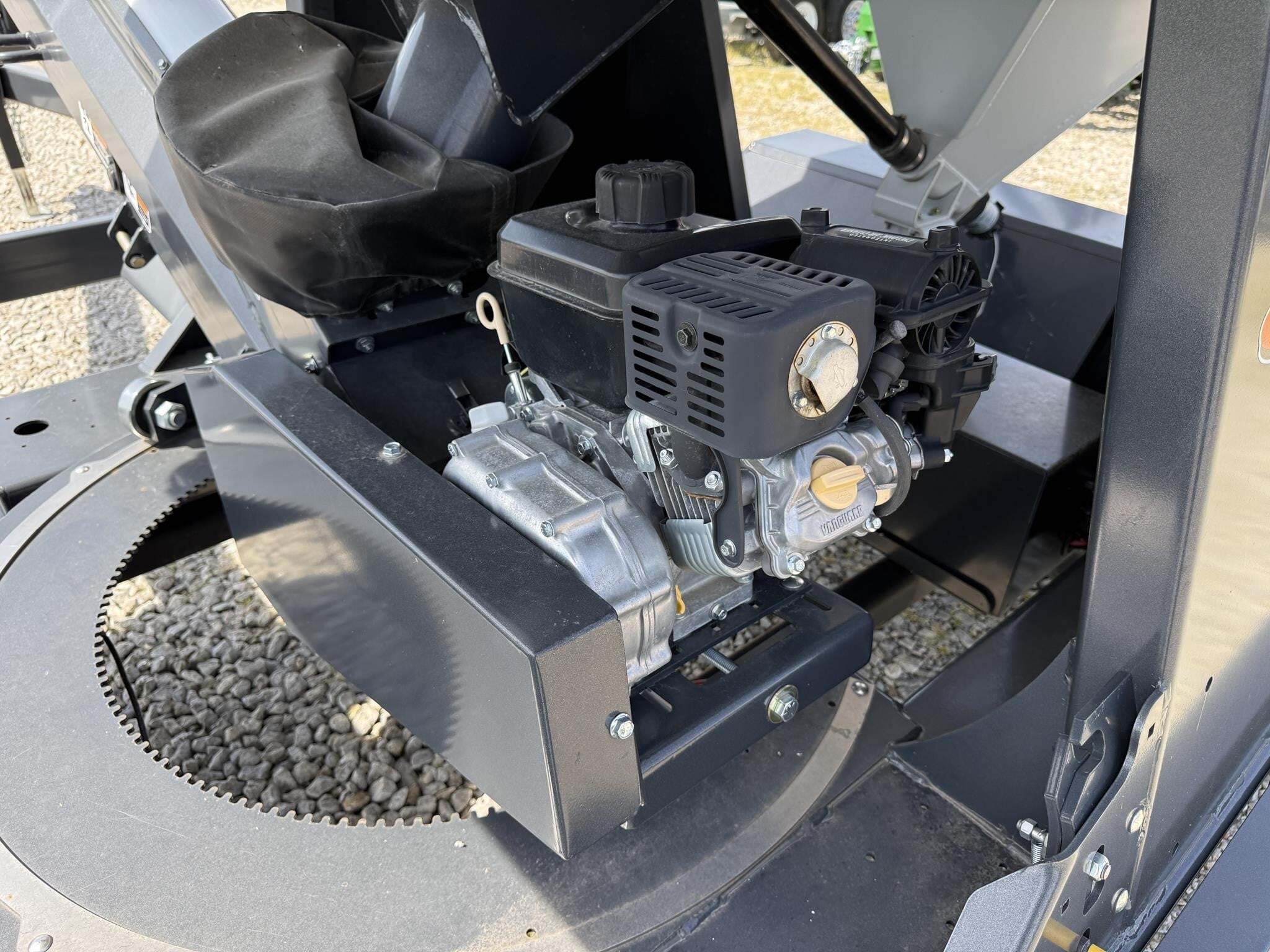  Killbros SEEDVEYOR 102 Seed Tender