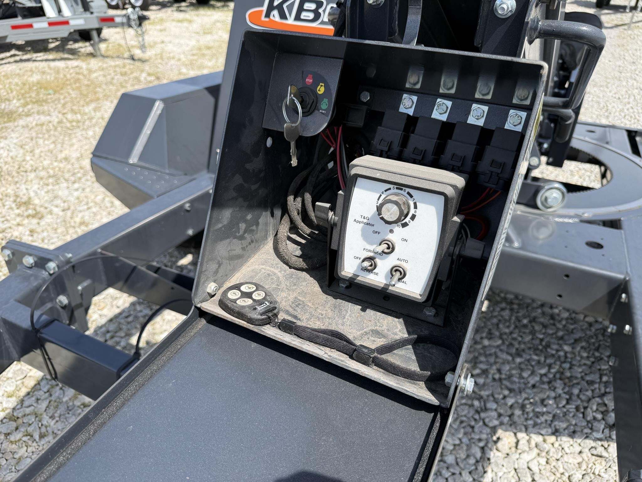 Killbros SEEDVEYOR 102 Seed Tender