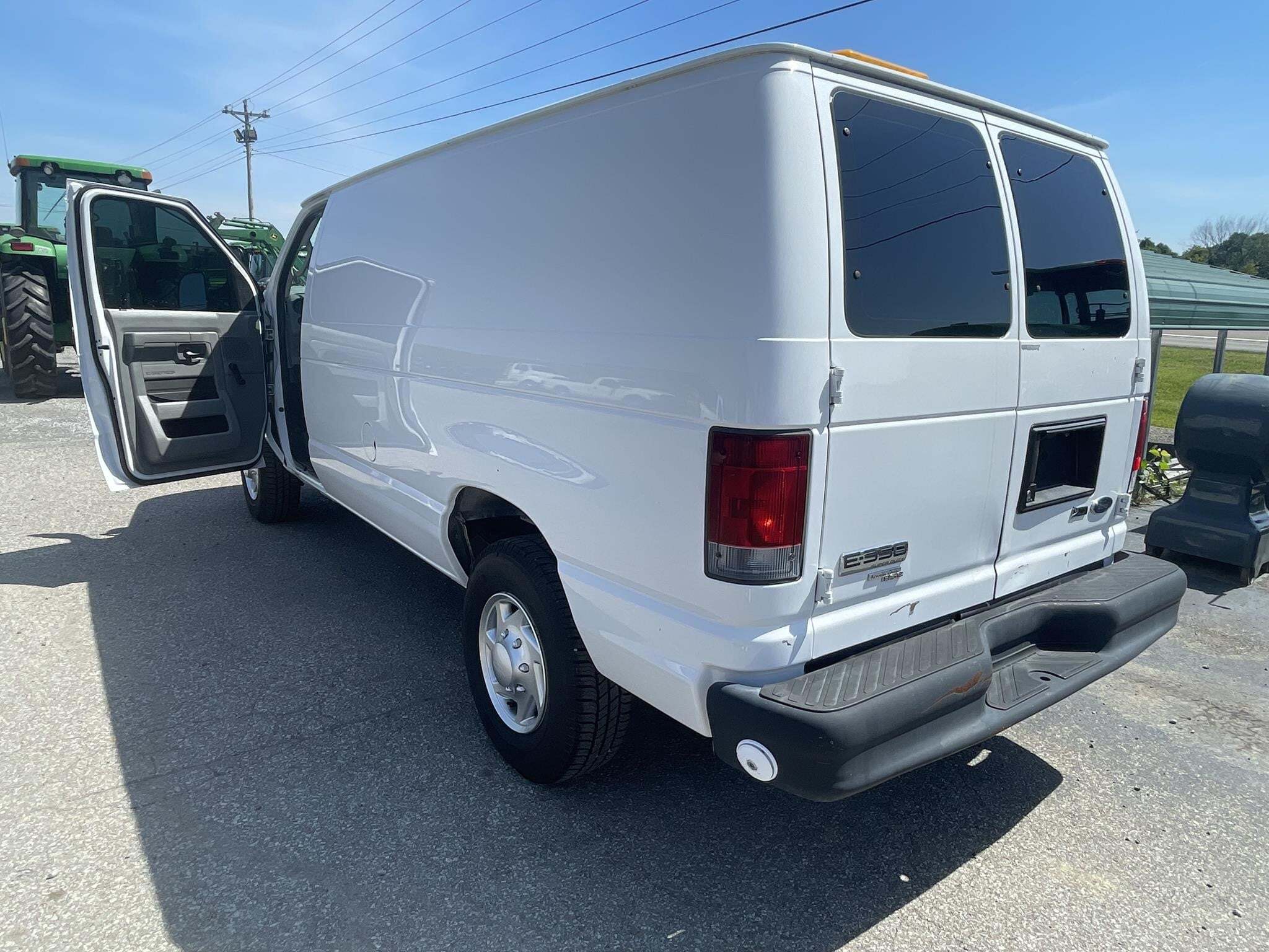 2013 Ford E350 Miscellaneous