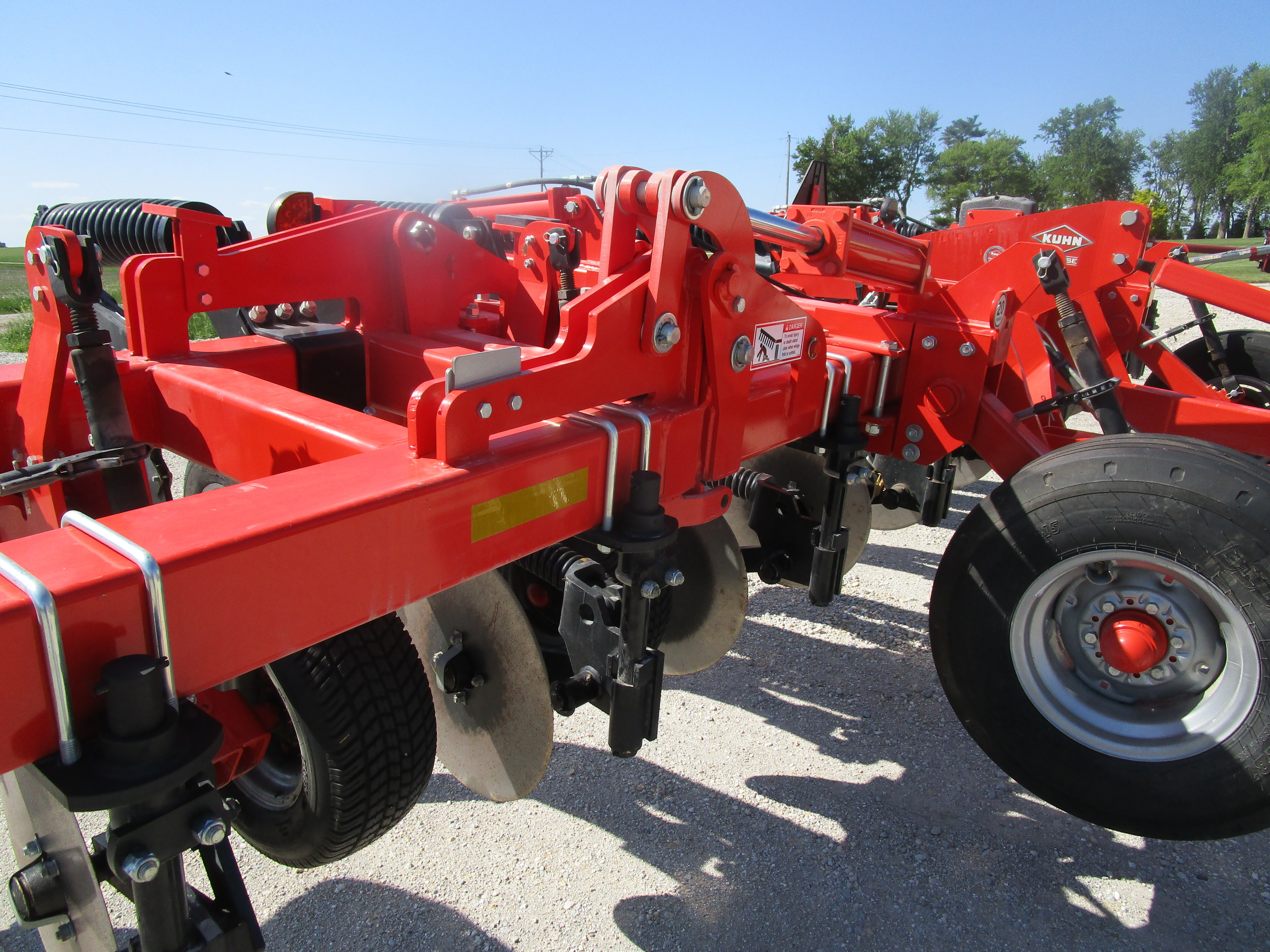 2020 Kuhn Krause 4835-930F In-Line Ripper
