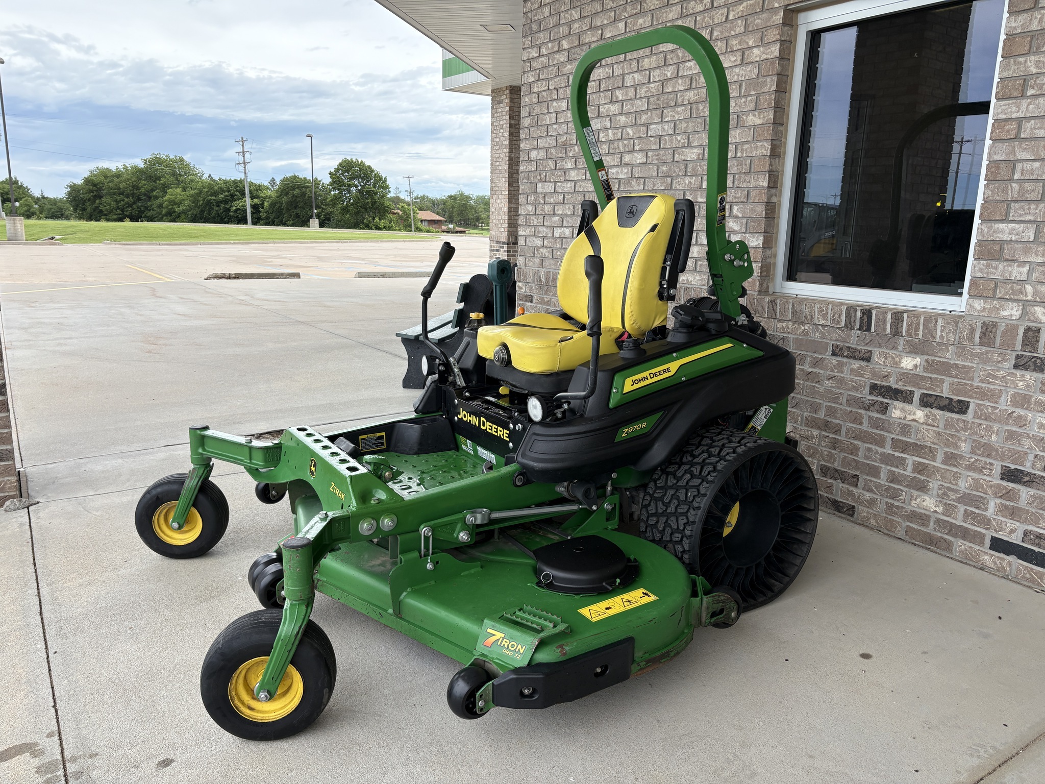 2023 John Deere Z970R Lawn Mower