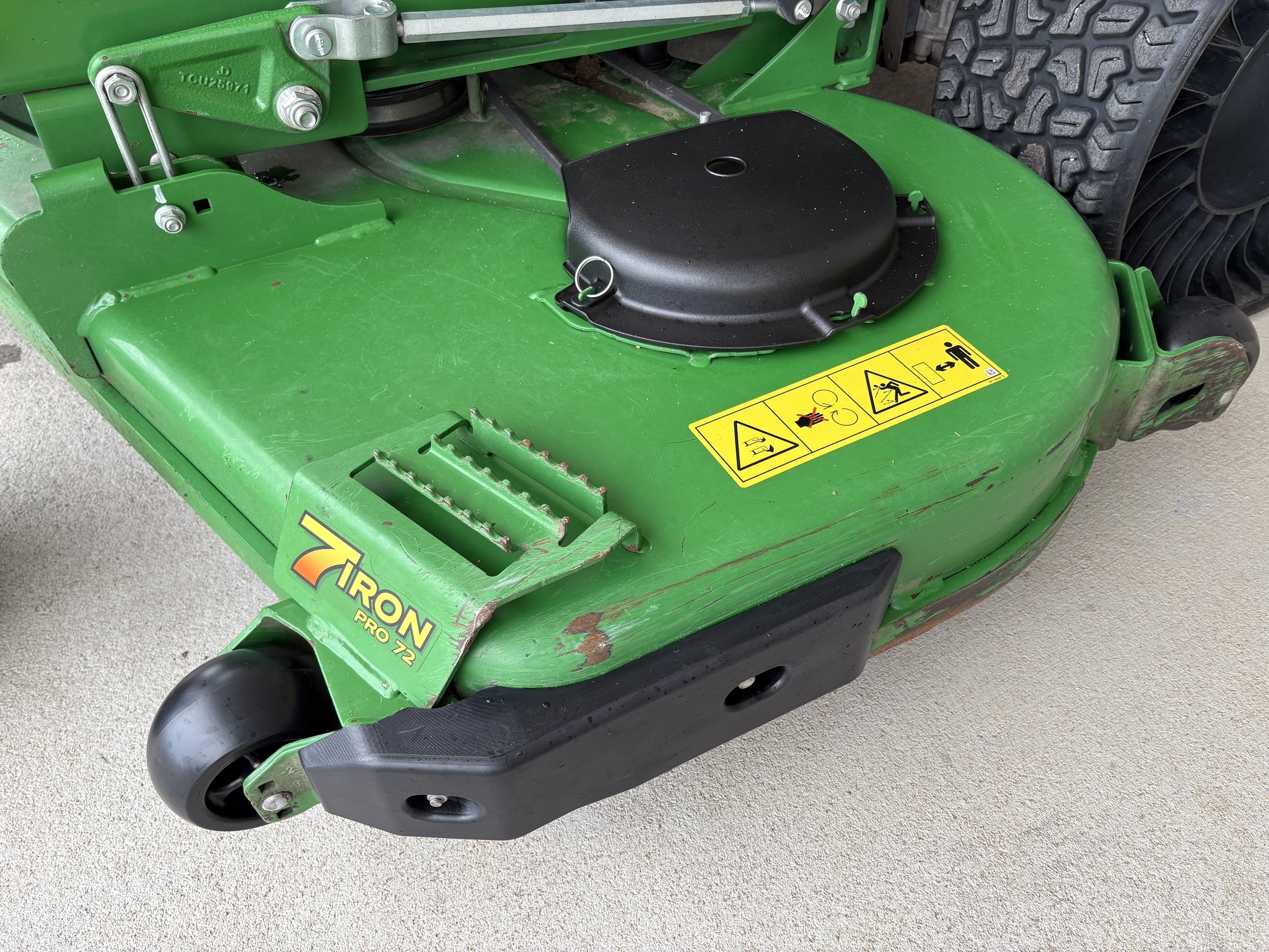 2023 John Deere Z970R Lawn Mower