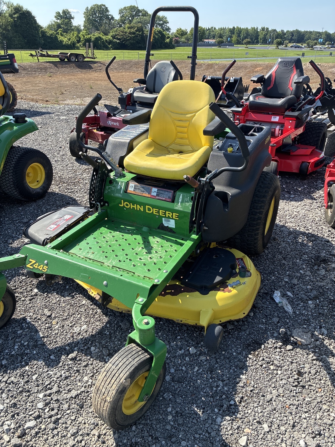 2010 John Deere Z445 Lawn Mower