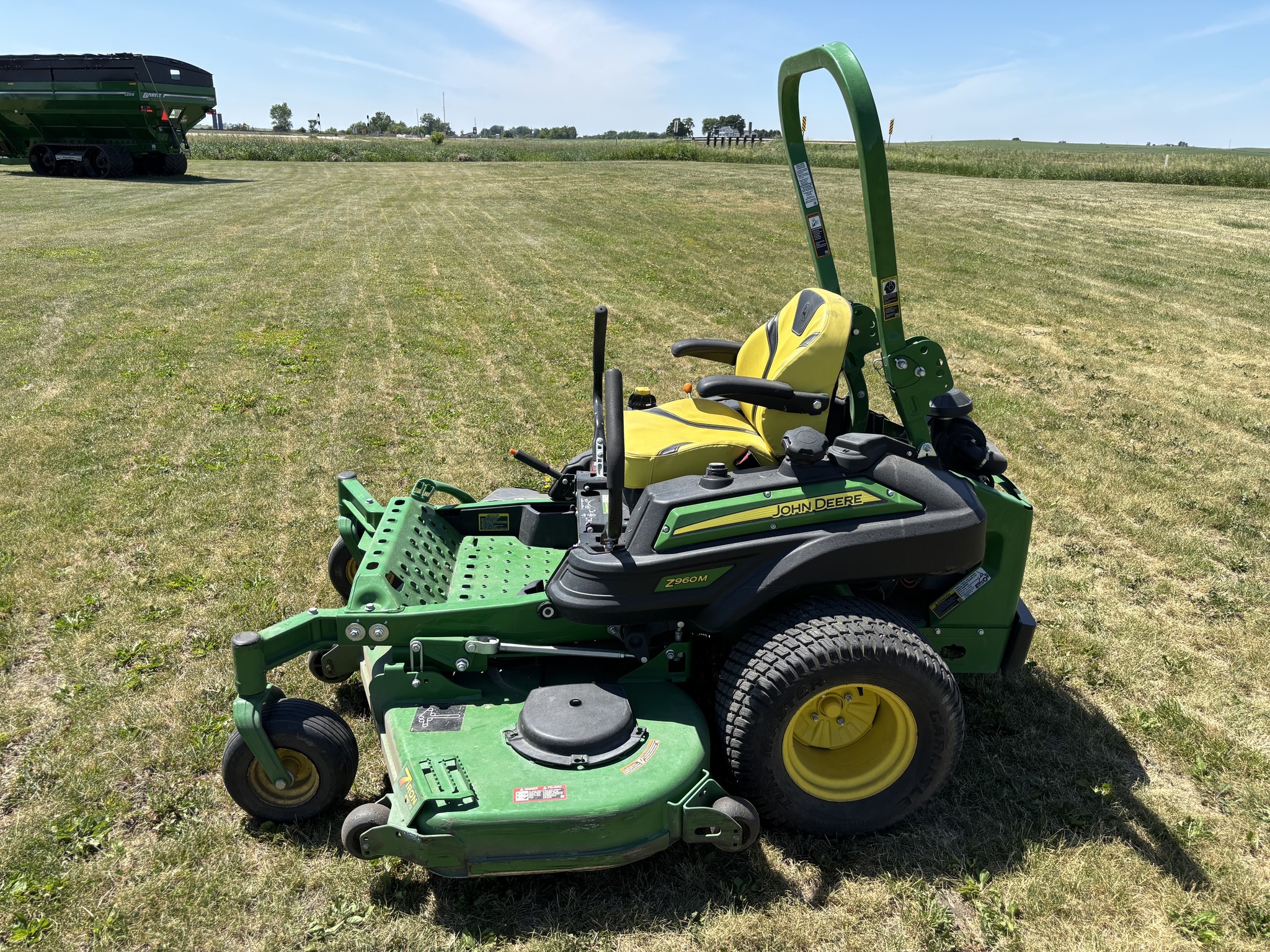 2019 John Deere Z960M Lawn Mower
