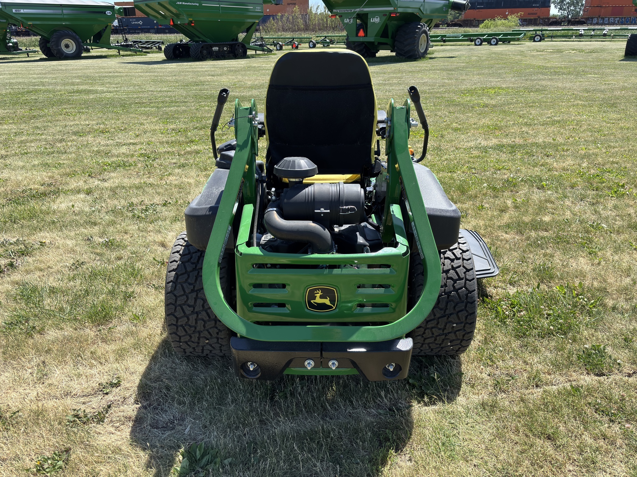2024 John Deere Z930R Lawn Mower