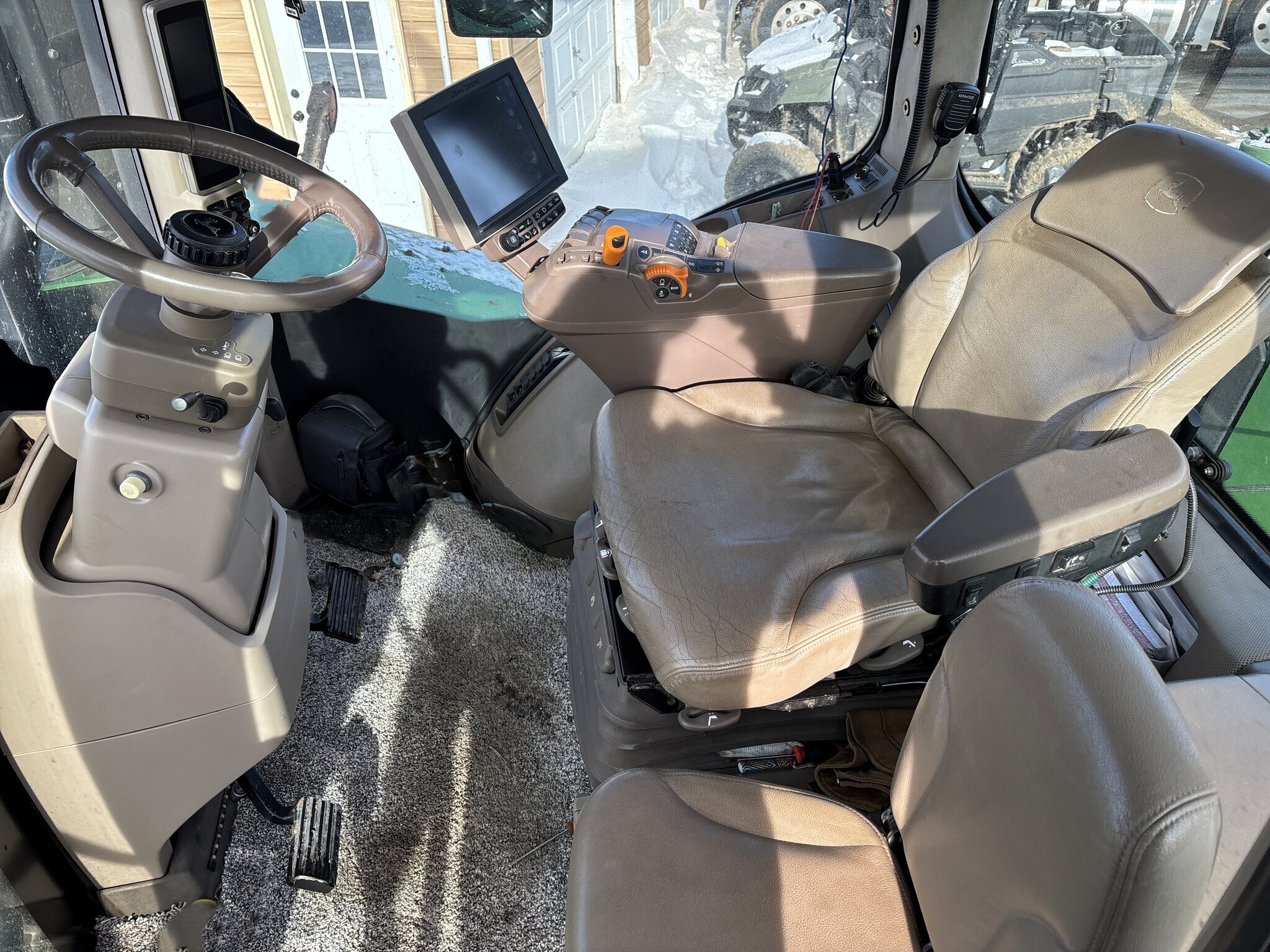 2018 John Deere 9620R Tractor