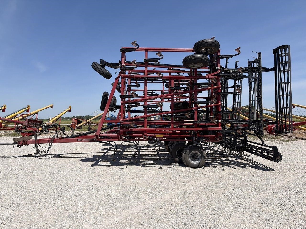 2009 Case IH Tigermate 200 Field Cultivator