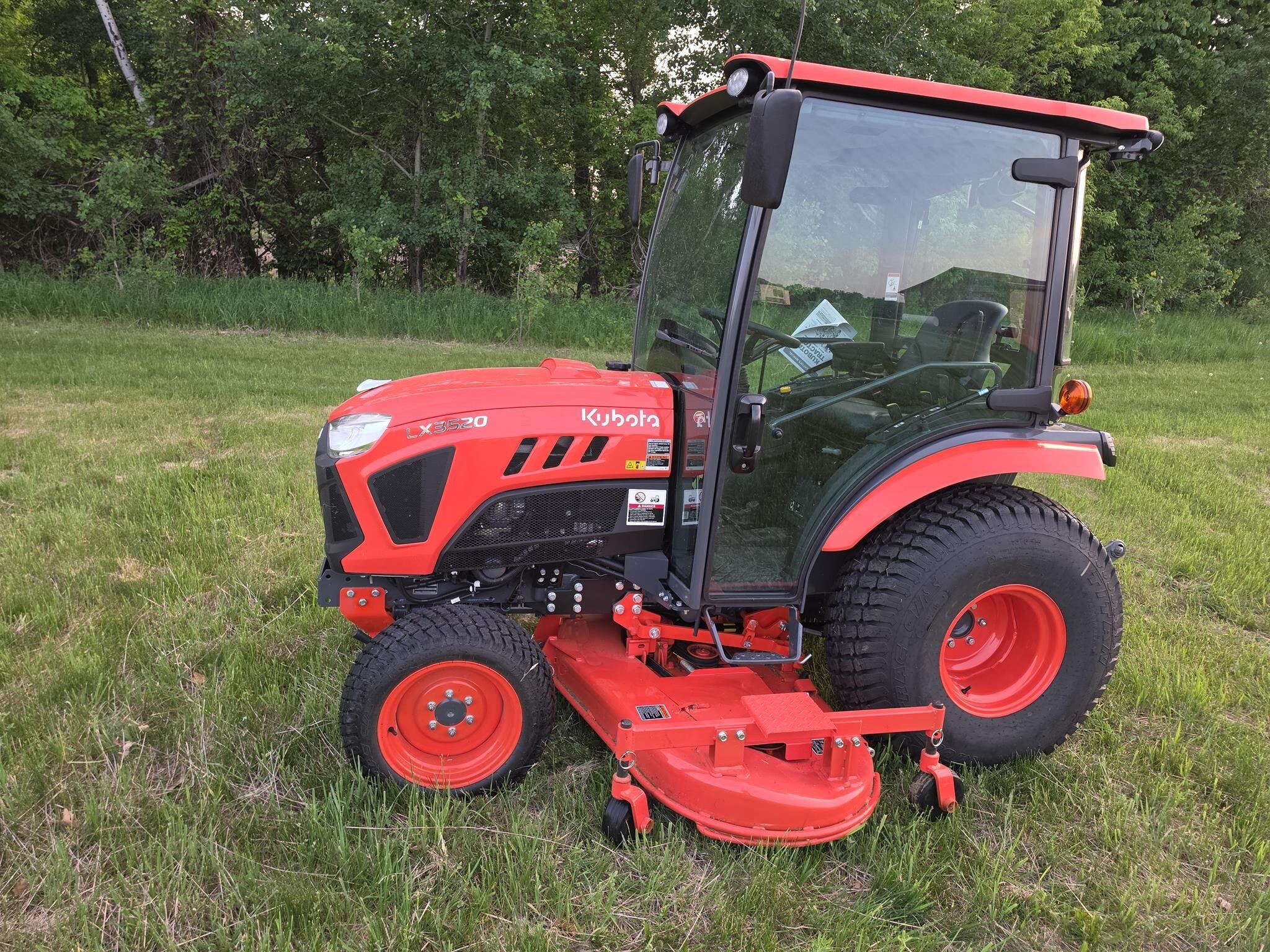 2025 Kubota LX3520HSDC Tractor