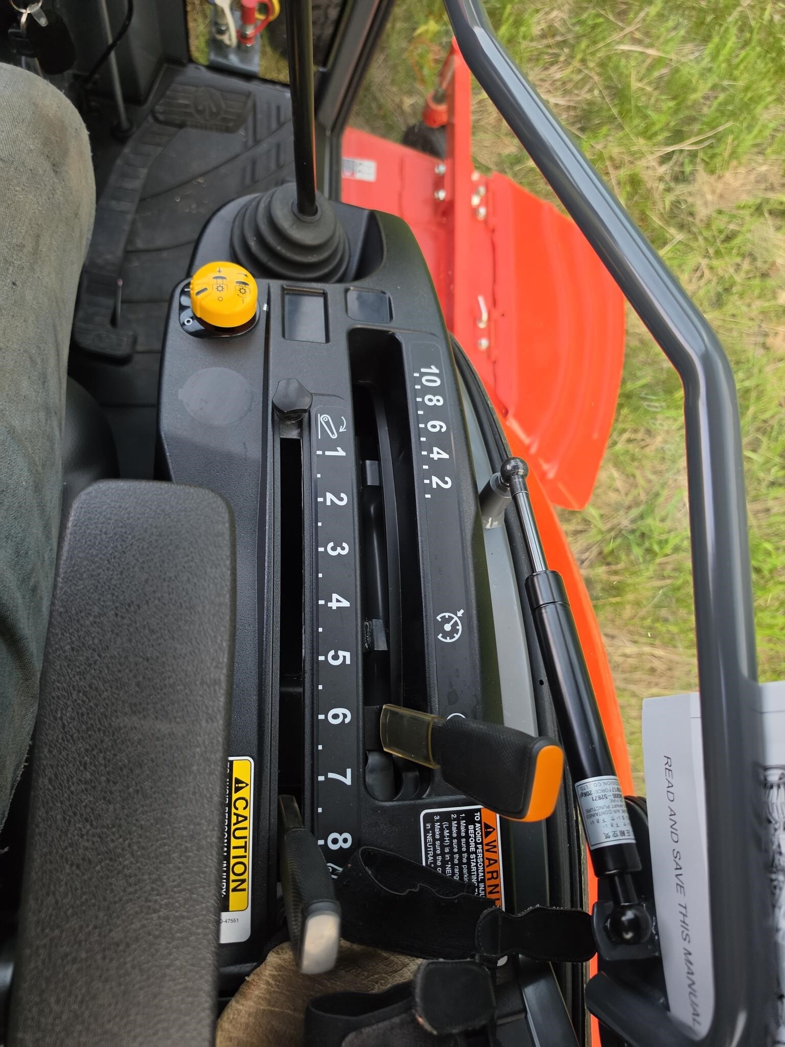 2025 Kubota LX3520HSDC Tractor